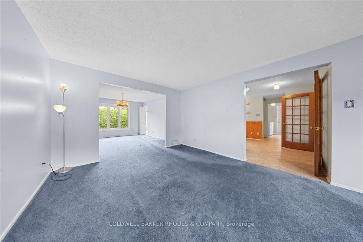 Photo 6 of 1031 Terranova Drive, Ottawa, Orleans Wood — HOMEH
