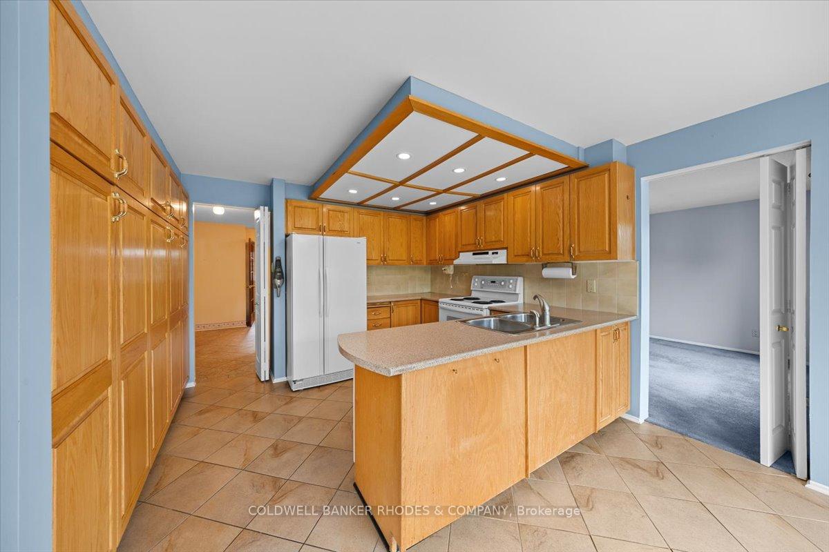 Photo 13 of 1031 Terranova Drive, Ottawa, Orleans Wood — HOMEH