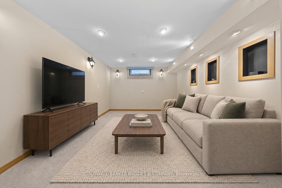 Photo 42 of 1031 Terranova Drive, Ottawa, Orleans Wood — HOMEH