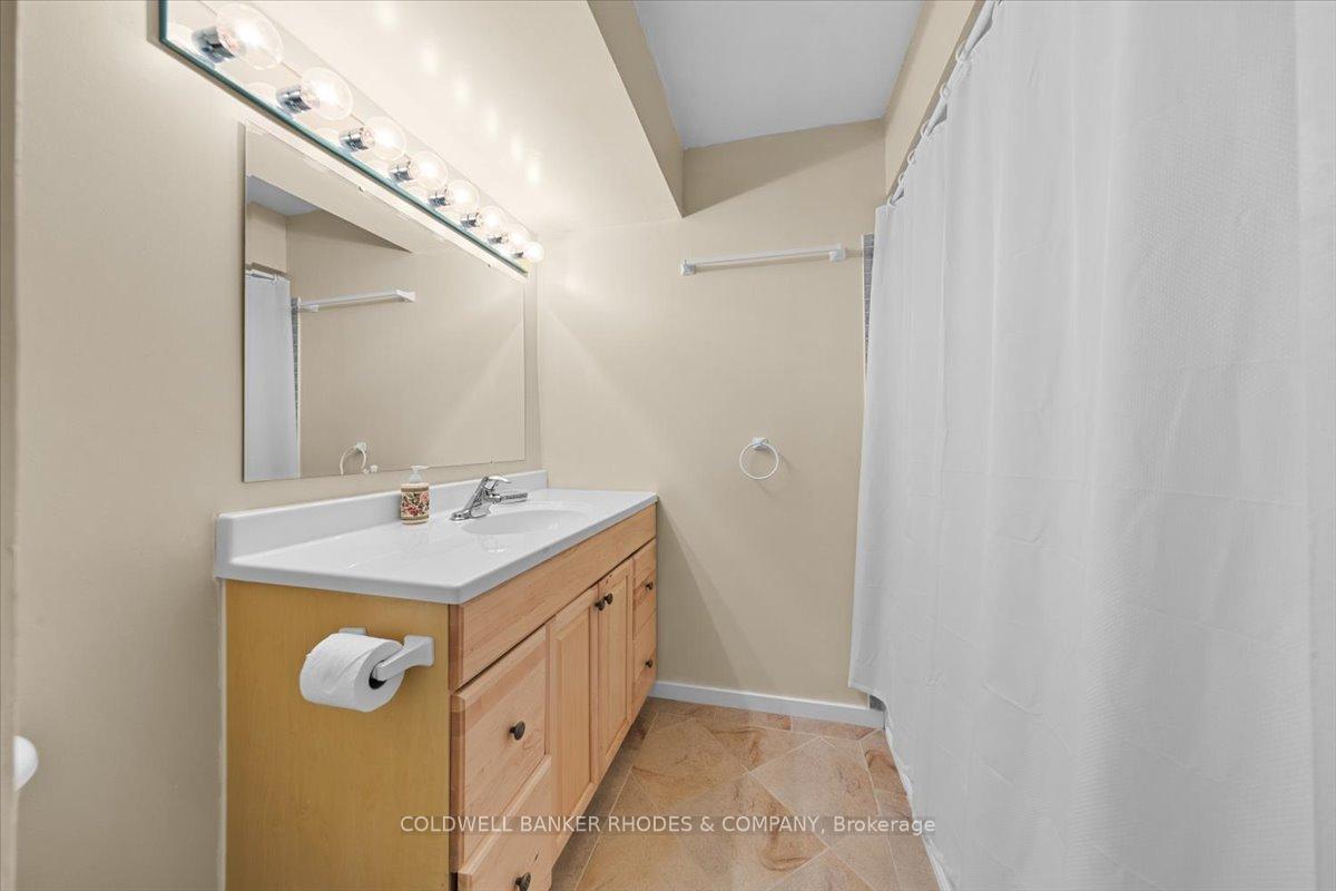 Photo 43 of 1031 Terranova Drive, Ottawa, Orleans Wood — HOMEH