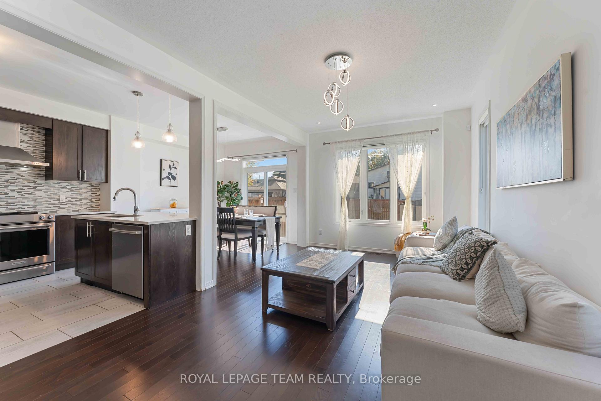 Photo 5 of 359 Melodie Street, Ottawa, Mer Bleue/Bradley Estates/Anderson Park — HOMEH