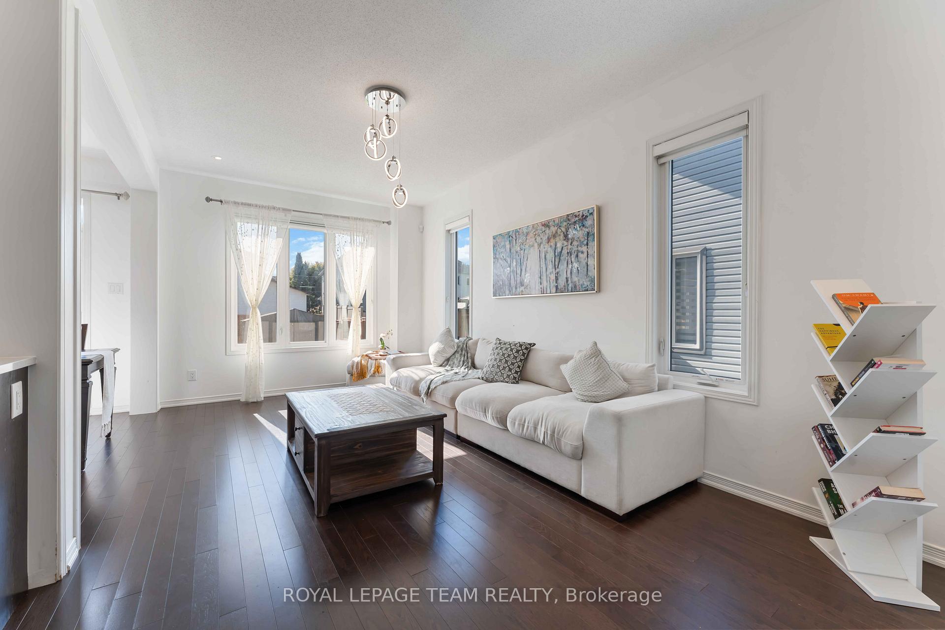 Photo 9 of 359 Melodie Street, Ottawa, Mer Bleue/Bradley Estates/Anderson Park — HOMEH