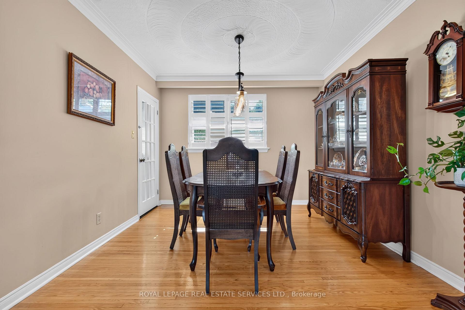 Photo 12 of 146 Vista Drive, Mississauga, Streetsville — HOMEH
