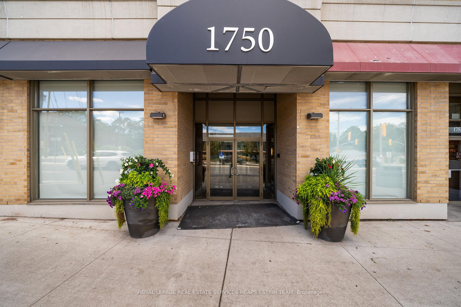 Photo of Unit 408, 1750 Bayview Avenue