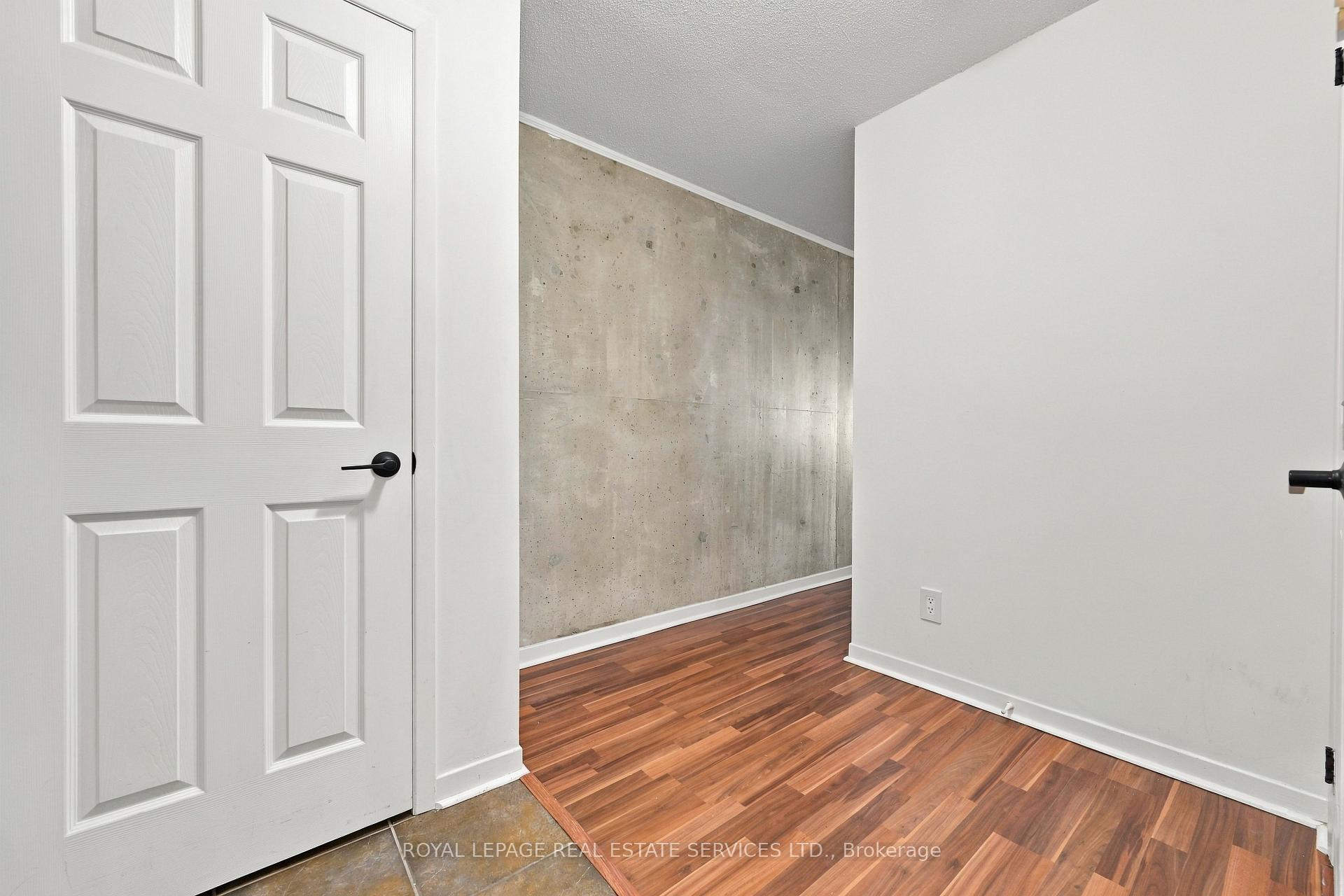 Photo 4 of Unit 510, 1040 The Queens Way, Etobicoke, Islington-City Centre West — HOMEH