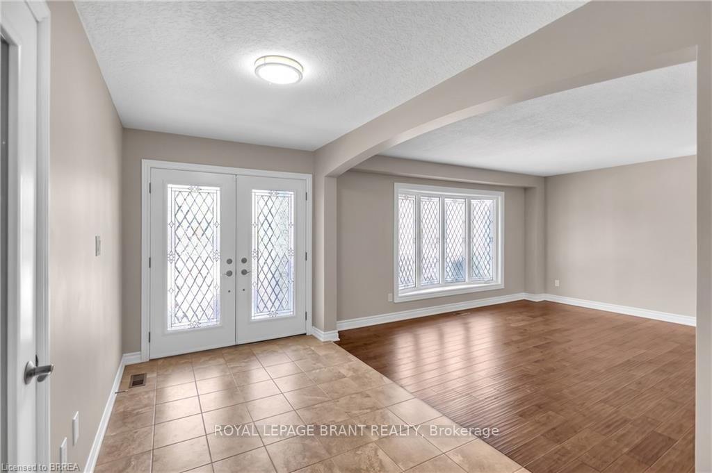 Photo 6 of 69 Hunter Way, Brantford, Empire — HOMEH