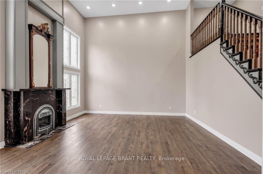 Photo 10 of 69 Hunter Way, Brantford, Empire — HOMEH