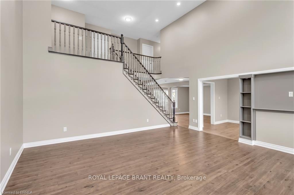 Photo 12 of 69 Hunter Way, Brantford, Empire — HOMEH