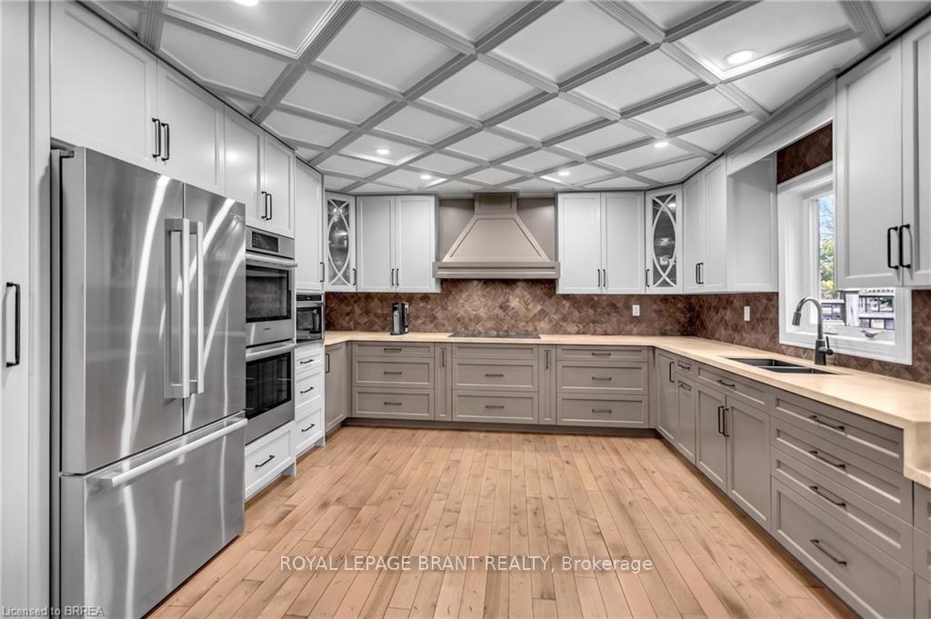 Photo 17 of 69 Hunter Way, Brantford, Empire — HOMEH