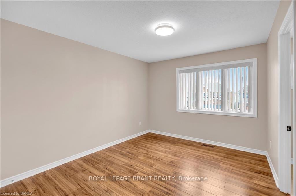Photo 30 of 69 Hunter Way, Brantford, Empire — HOMEH