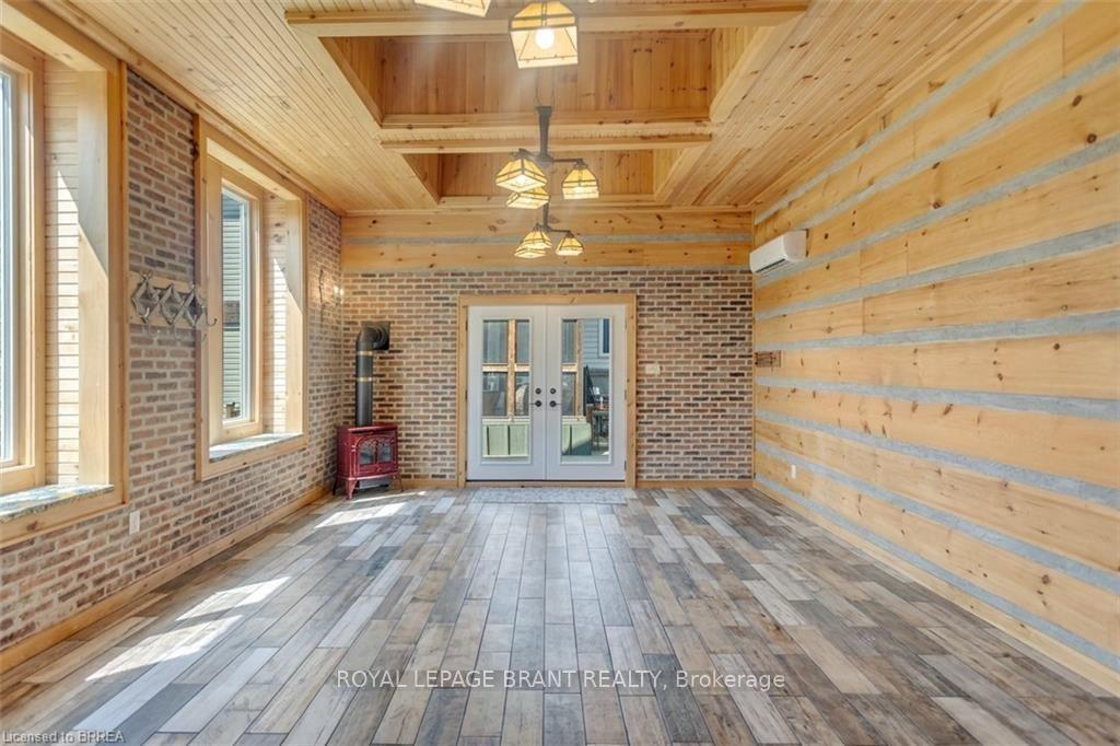 Photo 45 of 69 Hunter Way, Brantford, Empire — HOMEH