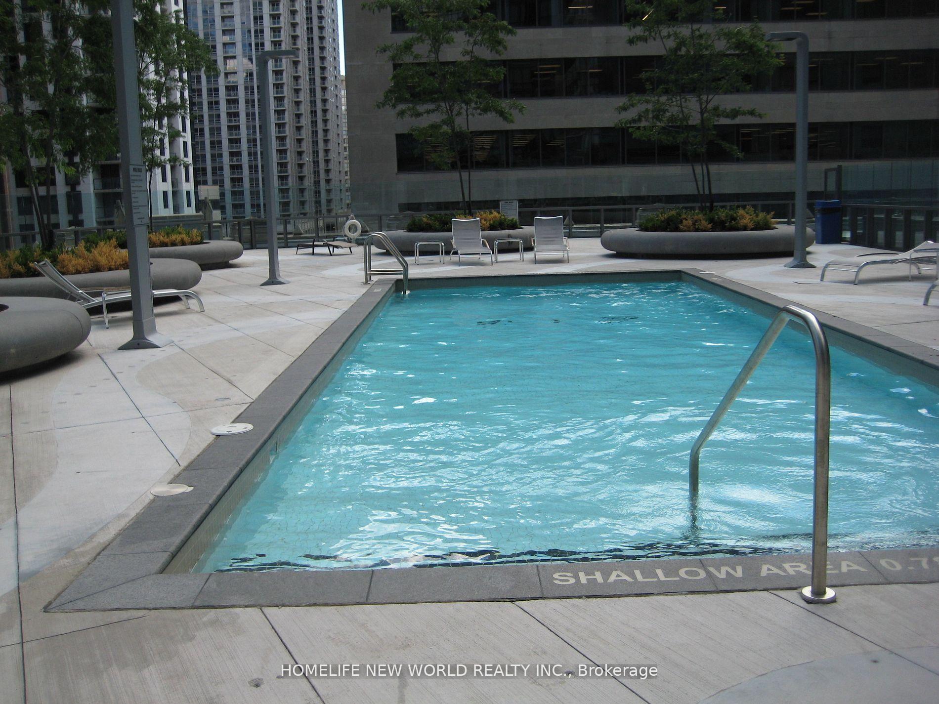 Photo 4 of Unit 1302, 832 Bay Street, Toronto, Bay Street Corridor — HOMEH