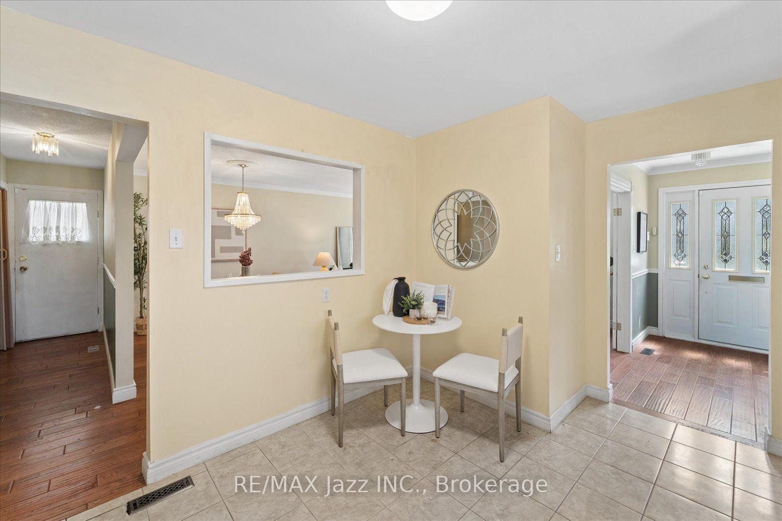 Photo 19 of 241 Viewmount Street, Oshawa, Donevan — HOMEH