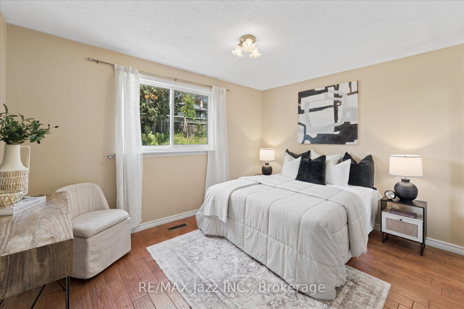 Photo 24 of 241 Viewmount Street, Oshawa, Donevan — HOMEH