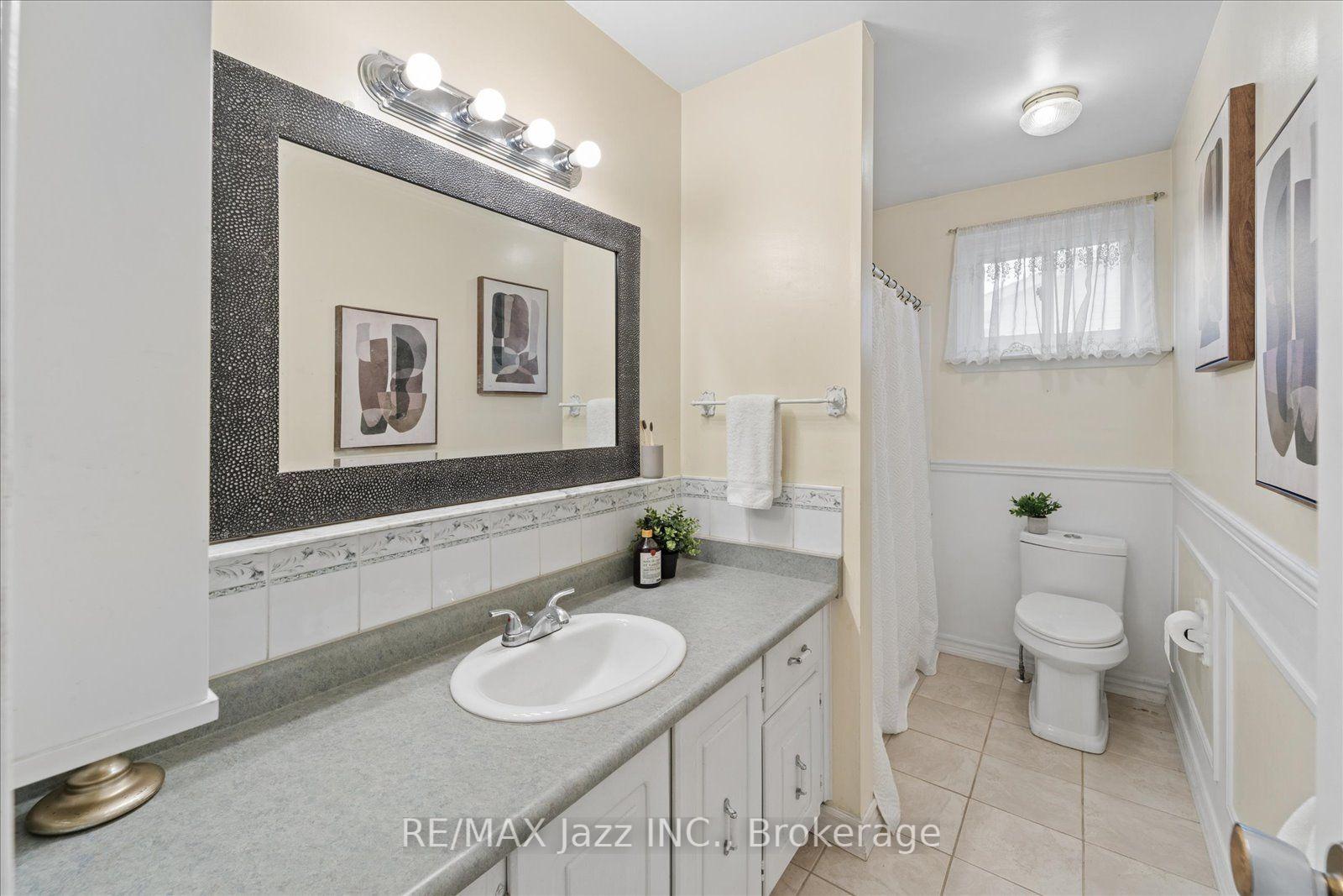 Photo 28 of 241 Viewmount Street, Oshawa, Donevan — HOMEH