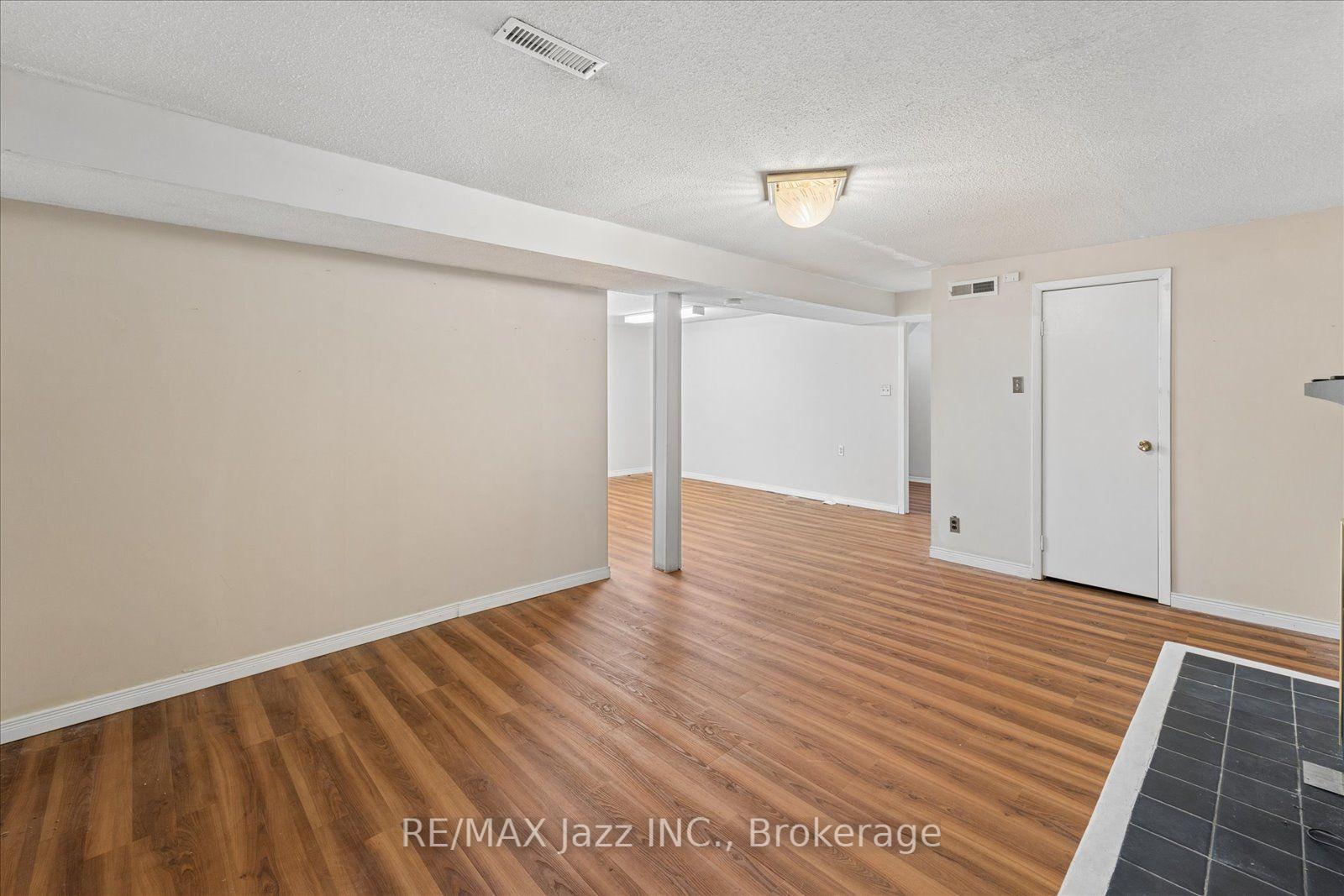 Photo 32 of 241 Viewmount Street, Oshawa, Donevan — HOMEH