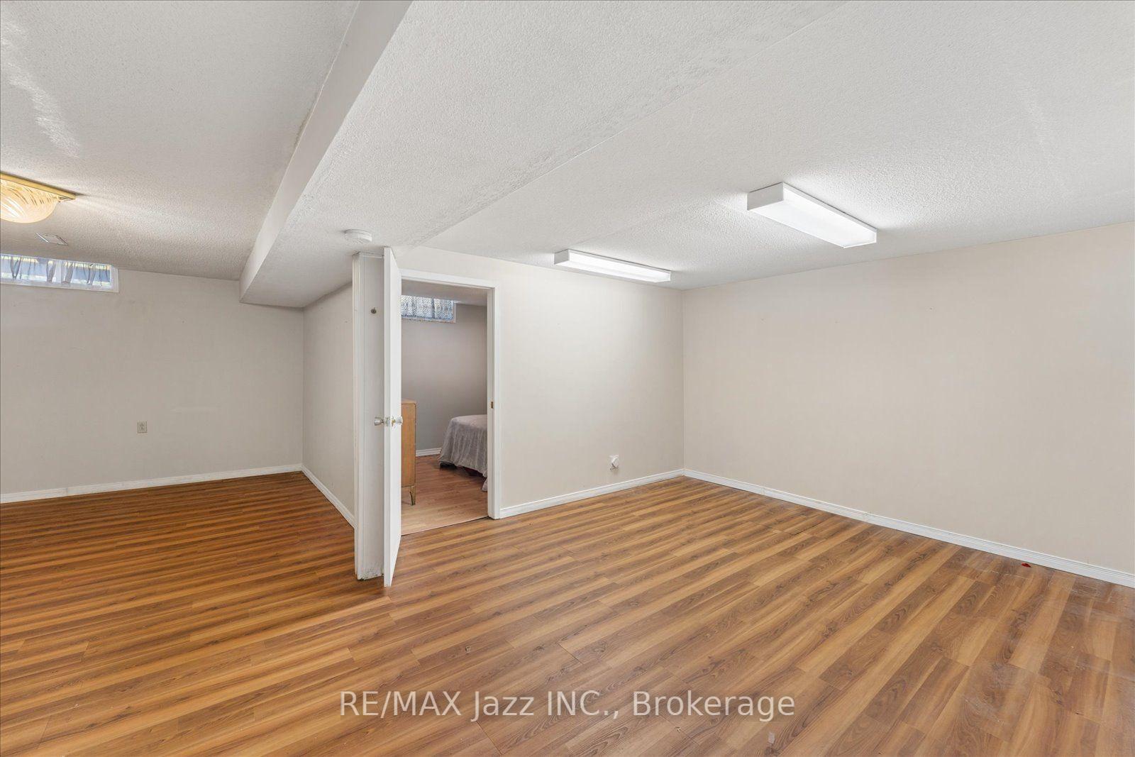 Photo 34 of 241 Viewmount Street, Oshawa, Donevan — HOMEH