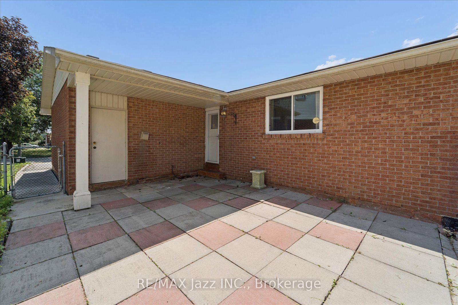 Photo 41 of 241 Viewmount Street, Oshawa, Donevan — HOMEH