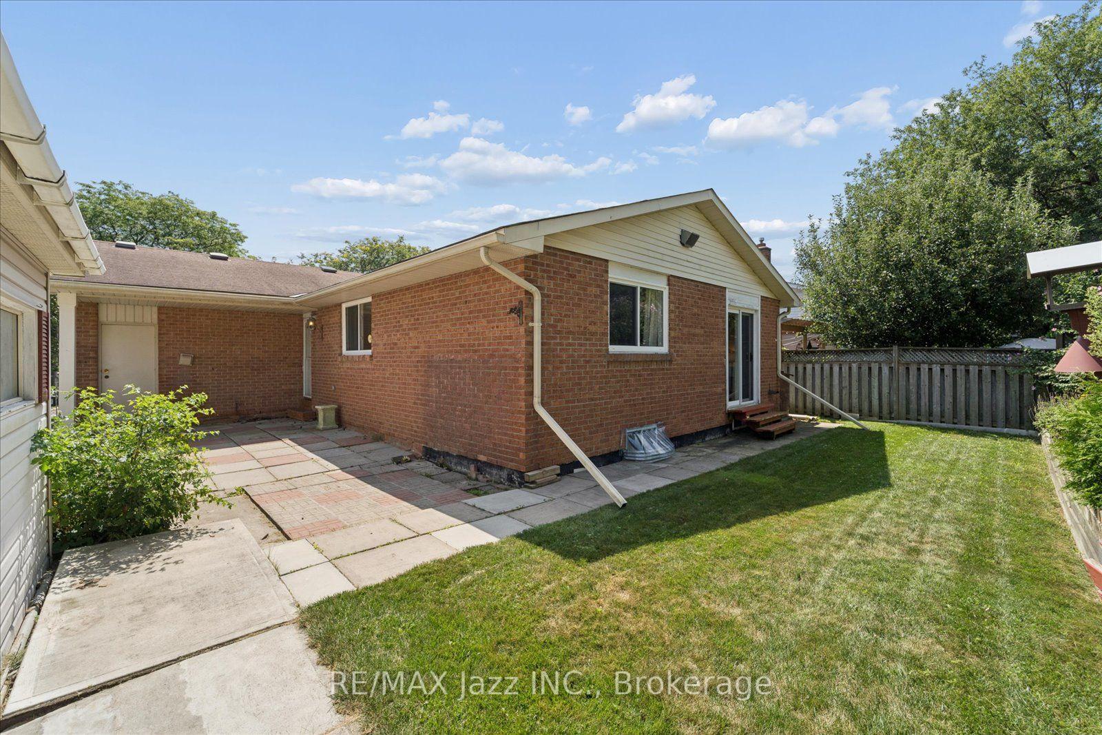 Photo 42 of 241 Viewmount Street, Oshawa, Donevan — HOMEH