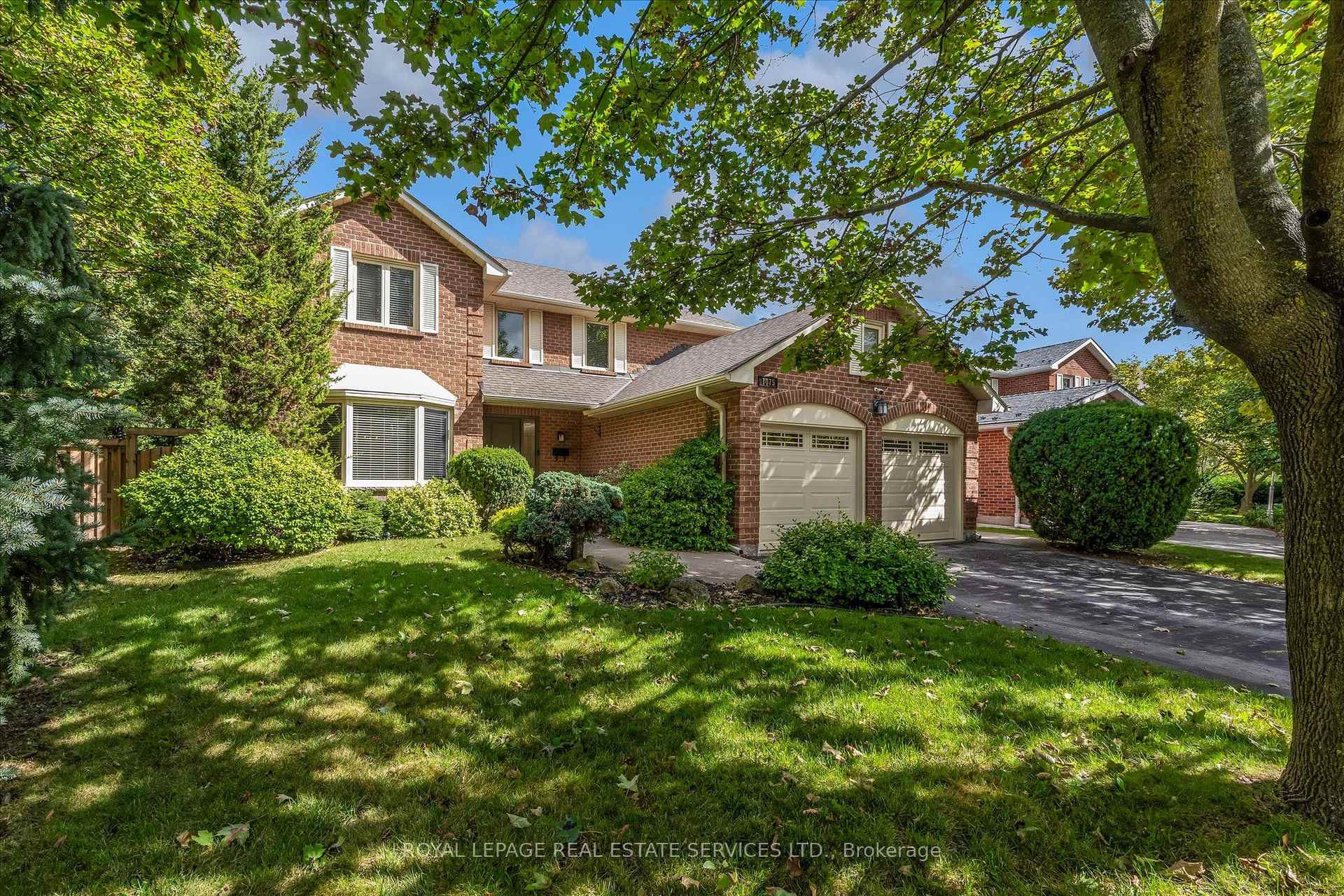 Photo of 1075 Mayfair Road