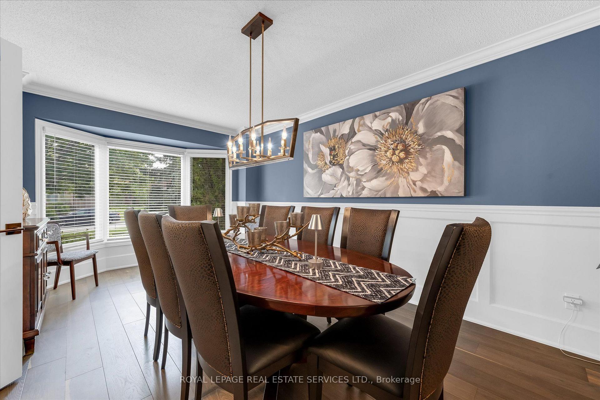 Photo 8 of 1075 Mayfair Road, Oakville, Glen Abbey — HOMEH