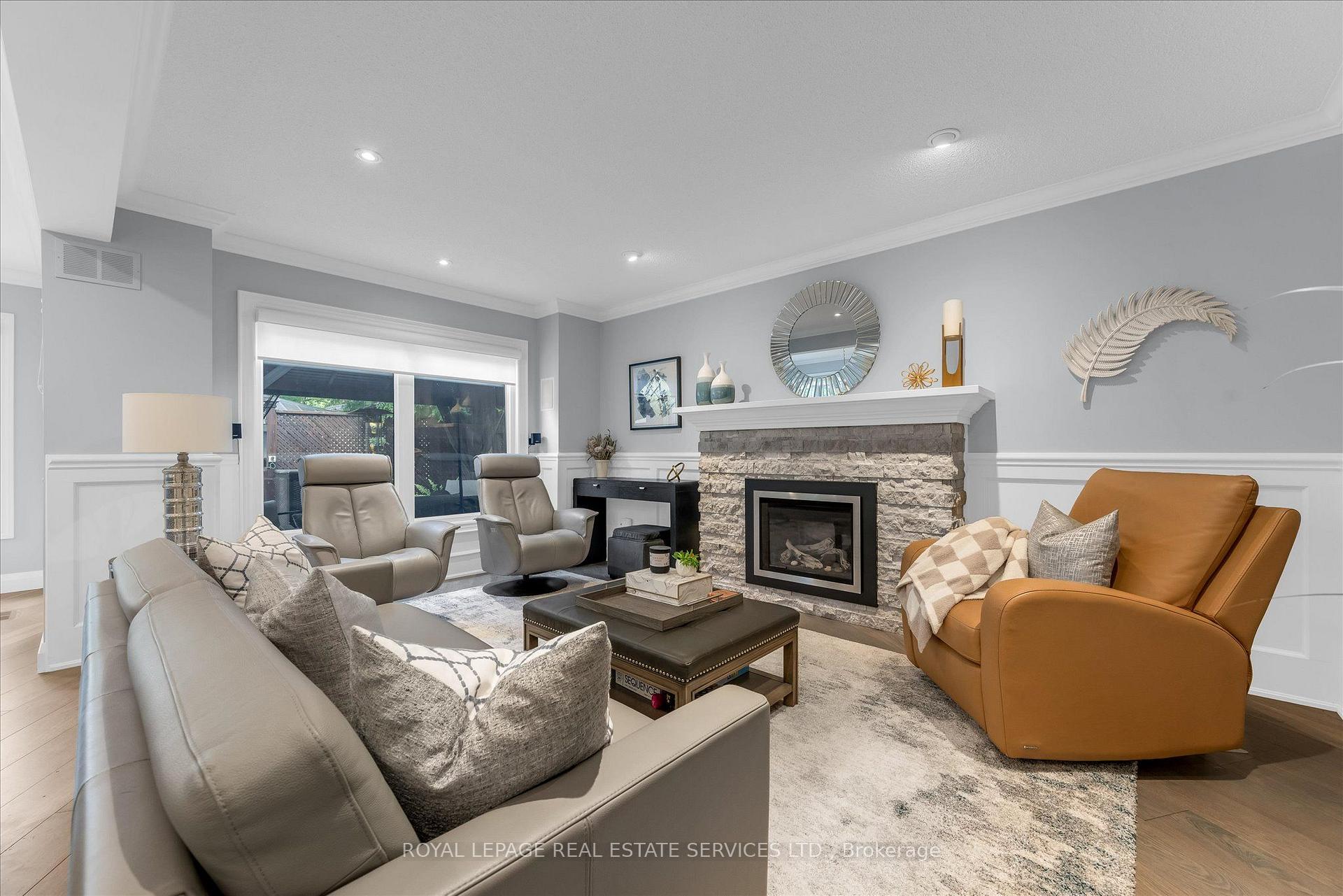 Photo 11 of 1075 Mayfair Road, Oakville, Glen Abbey — HOMEH