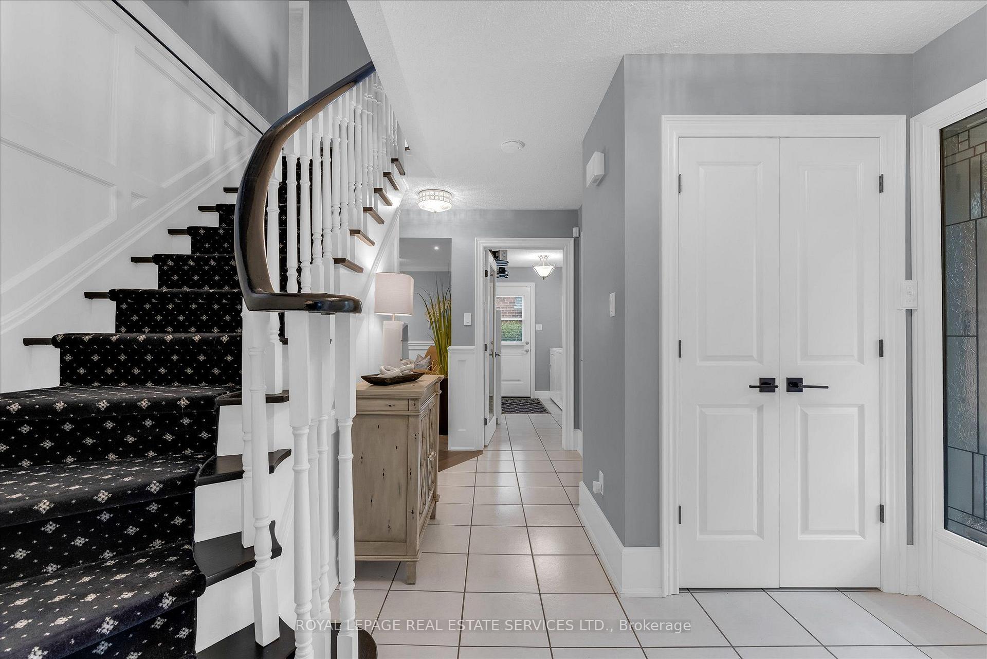 Photo 14 of 1075 Mayfair Road, Oakville, Glen Abbey — HOMEH