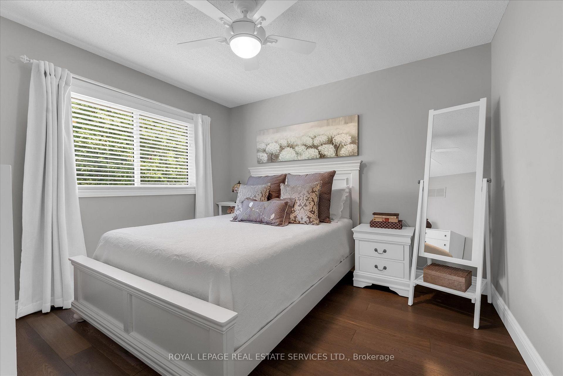 Photo 17 of 1075 Mayfair Road, Oakville, Glen Abbey — HOMEH
