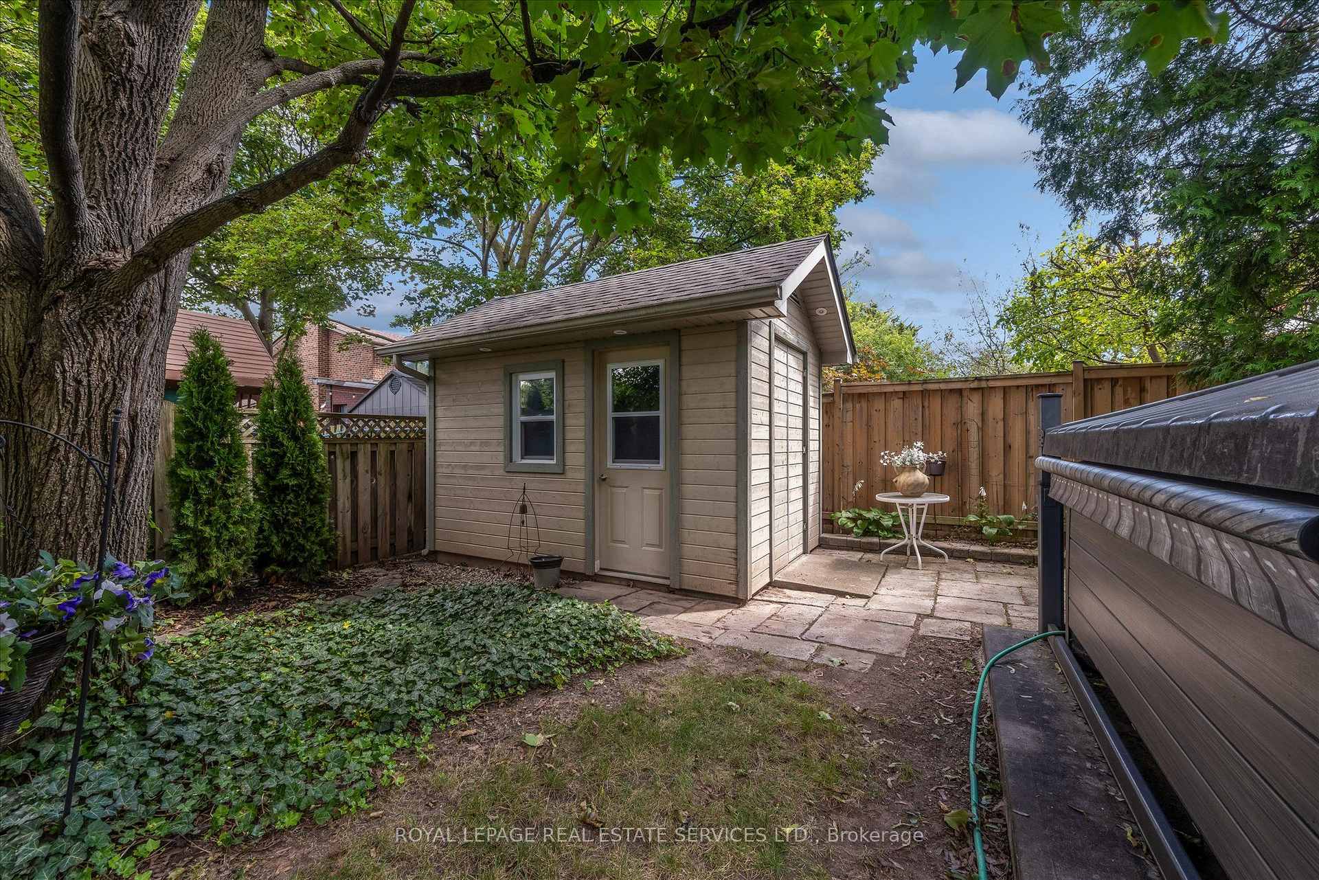 Photo 30 of 1075 Mayfair Road, Oakville, Glen Abbey — HOMEH