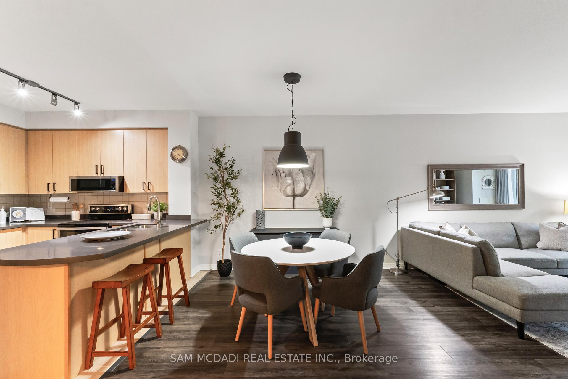 Photo 9 of Unit 107, 80 Port Street E, Mississauga, Port Credit — HOMEH
