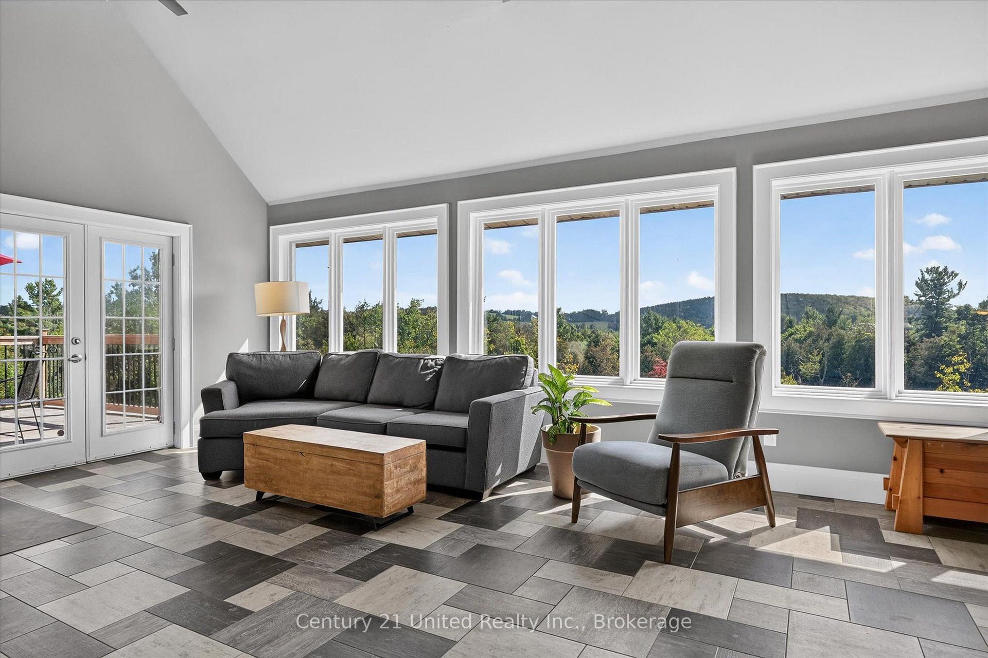 Photo 7 of 2051 Jill Lane, Cavan Monaghan, Cavan Twp — HOMEH