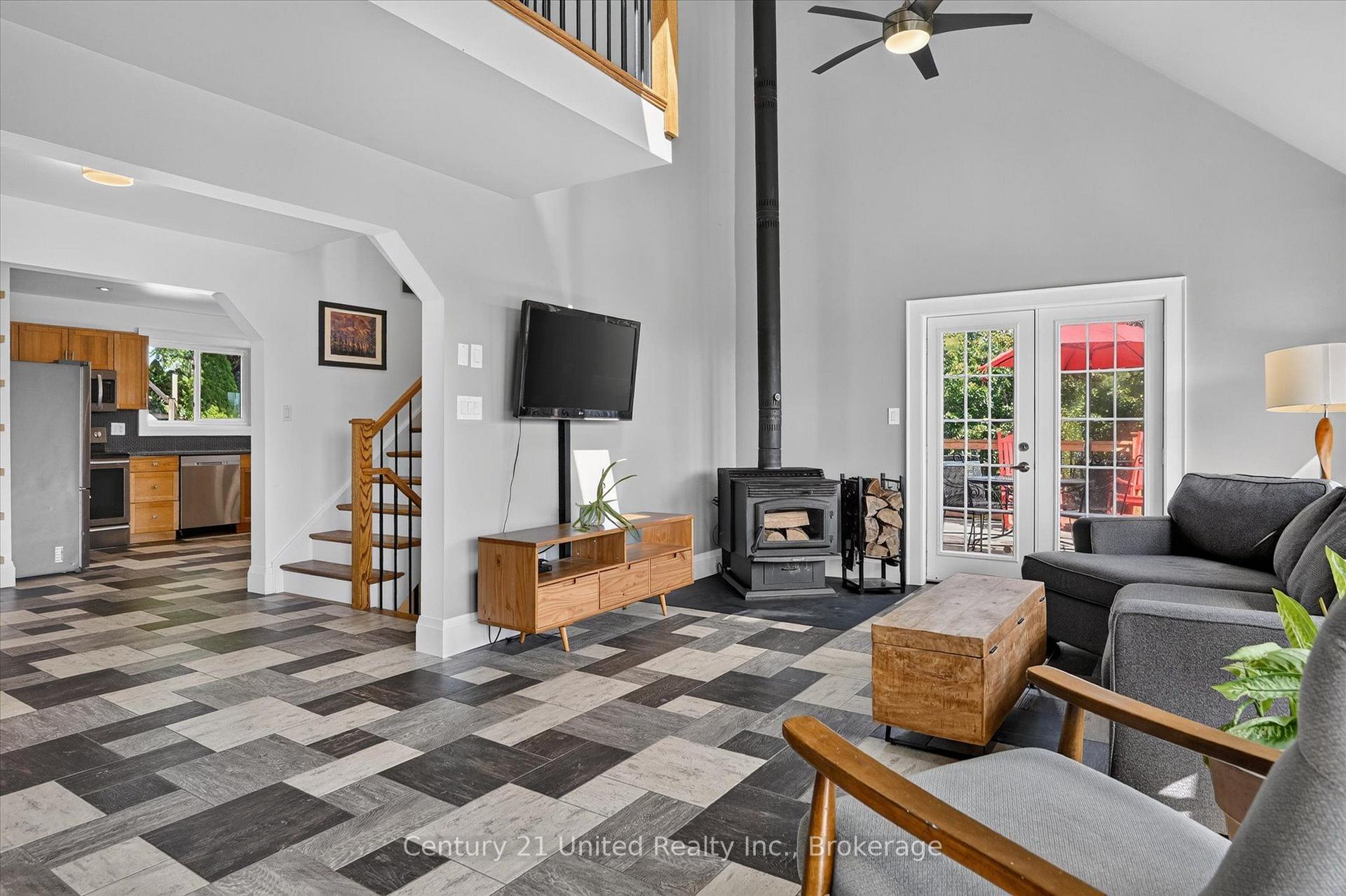 Photo 8 of 2051 Jill Lane, Cavan Monaghan, Cavan Twp — HOMEH