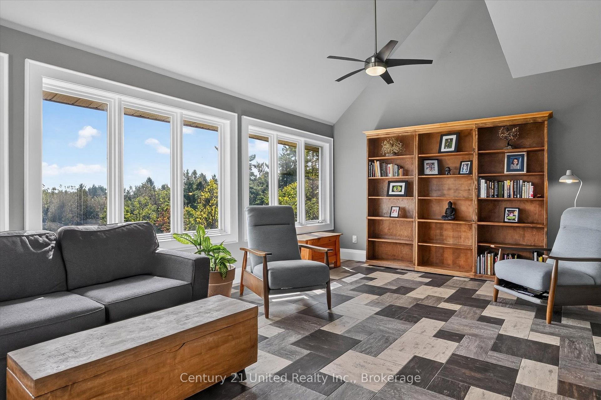 Photo 9 of 2051 Jill Lane, Cavan Monaghan, Cavan Twp — HOMEH