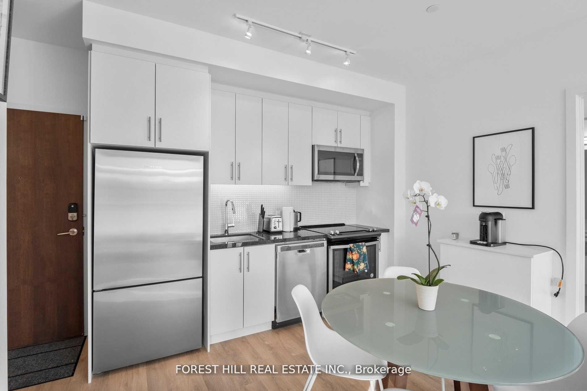 Photo 11 of Unit 427D, 333 Sea Ray Avenue, Innisfil, Rural Innisfil — HOMEH
