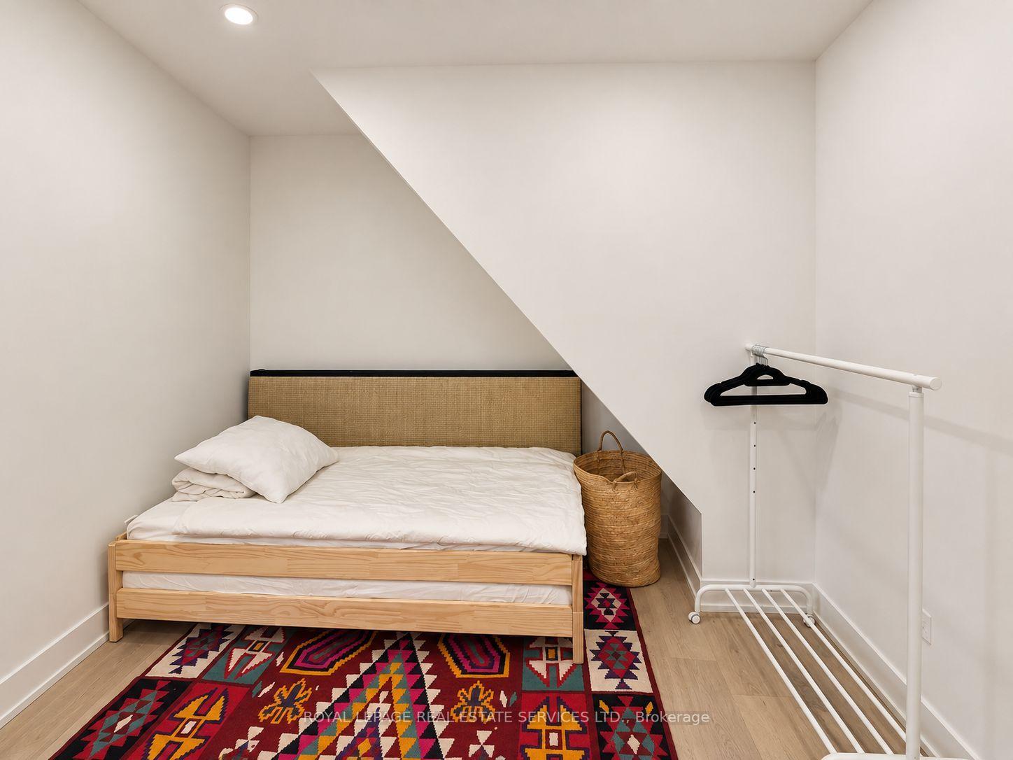 Photo 11 of Unit 3, 721 Gladstone Avenue, Toronto, Dovercourt-Wallace Emerson-Junction — HOMEH