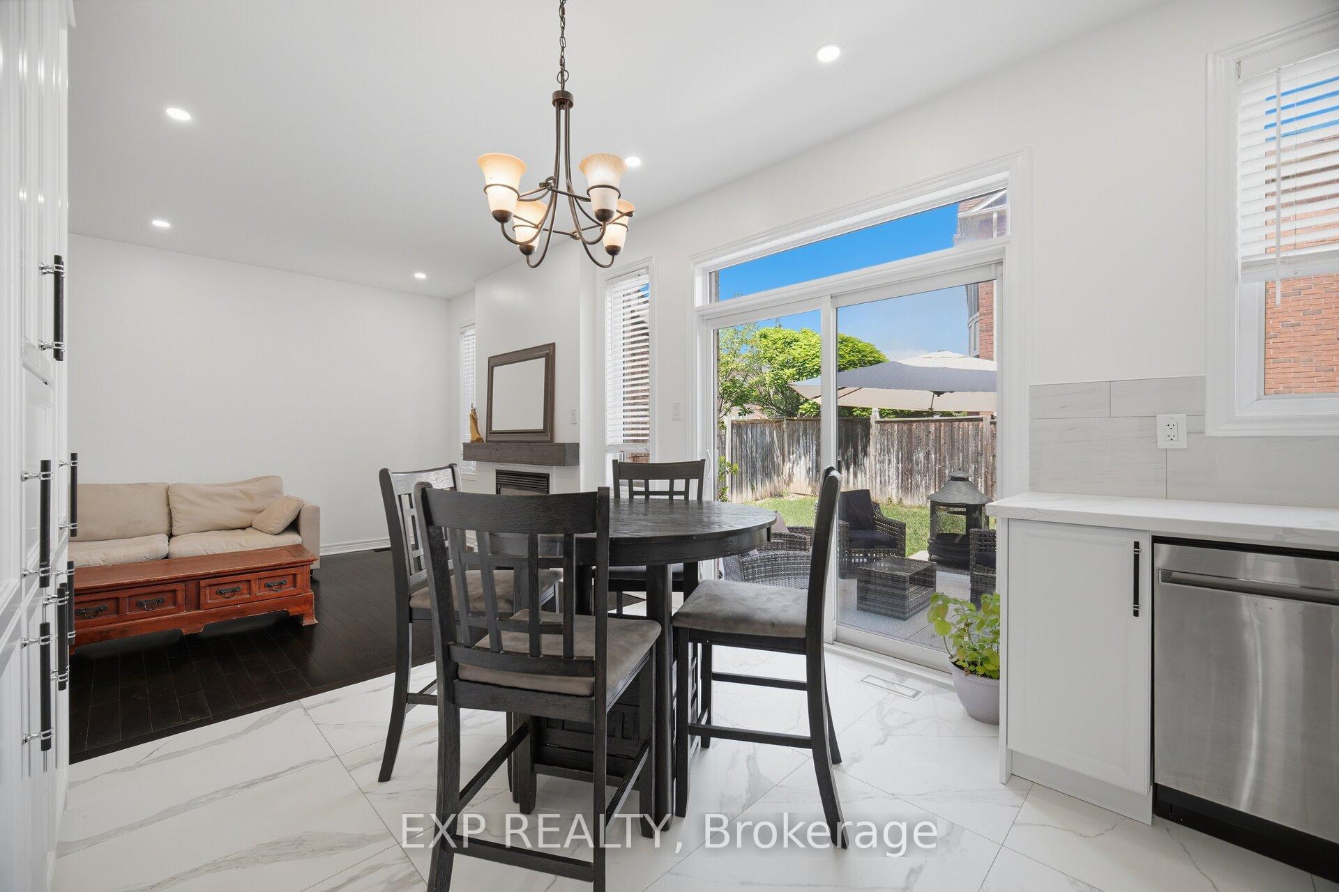 Photo 9 of 363 Holmes Crescent, Milton, Scott — HOMEH