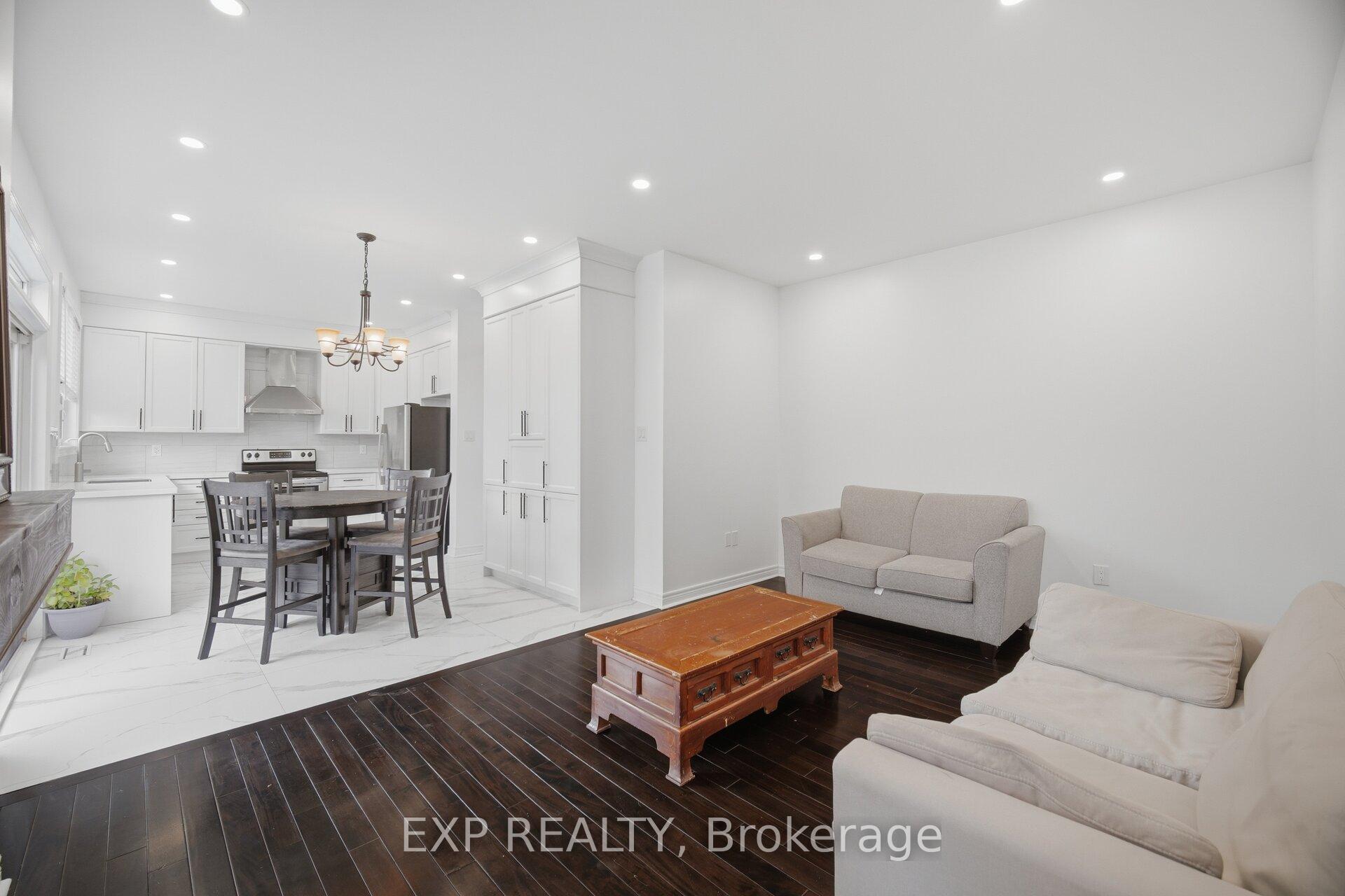 Photo 13 of 363 Holmes Crescent, Milton, Scott — HOMEH