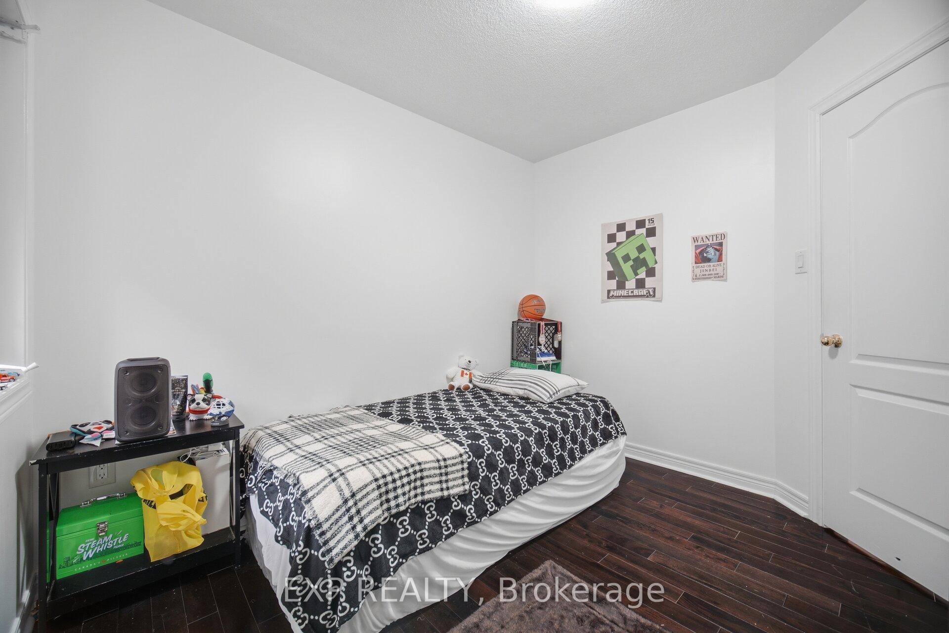 Photo 26 of 363 Holmes Crescent, Milton, Scott — HOMEH
