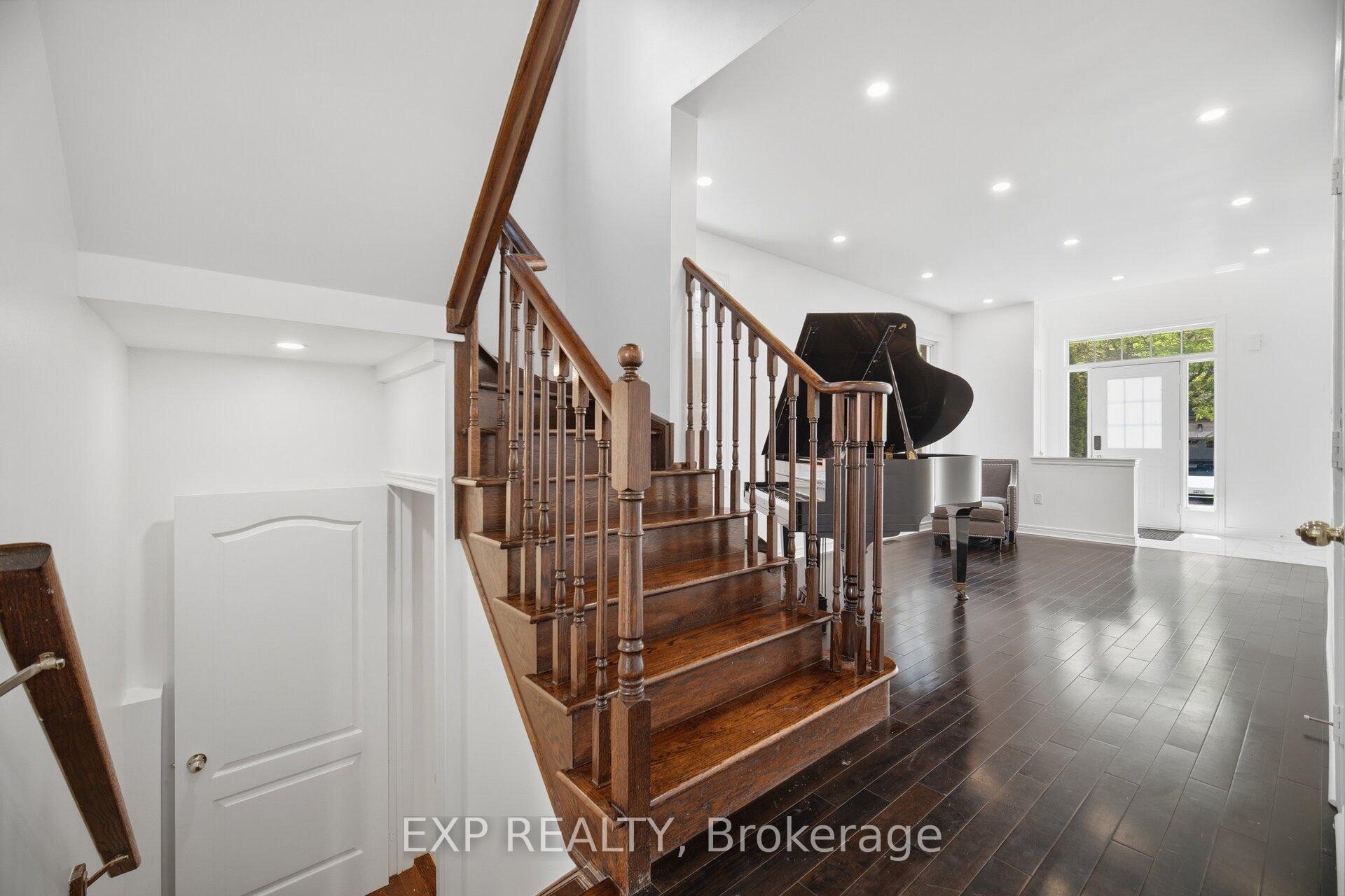 Photo 29 of 363 Holmes Crescent, Milton, Scott — HOMEH