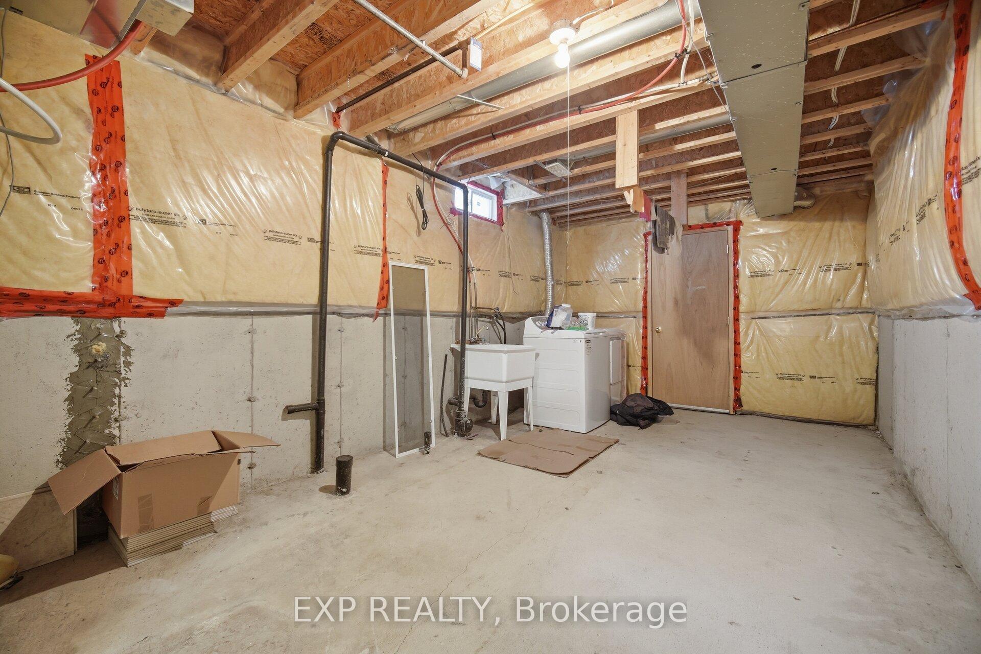 Photo 31 of 363 Holmes Crescent, Milton, Scott — HOMEH