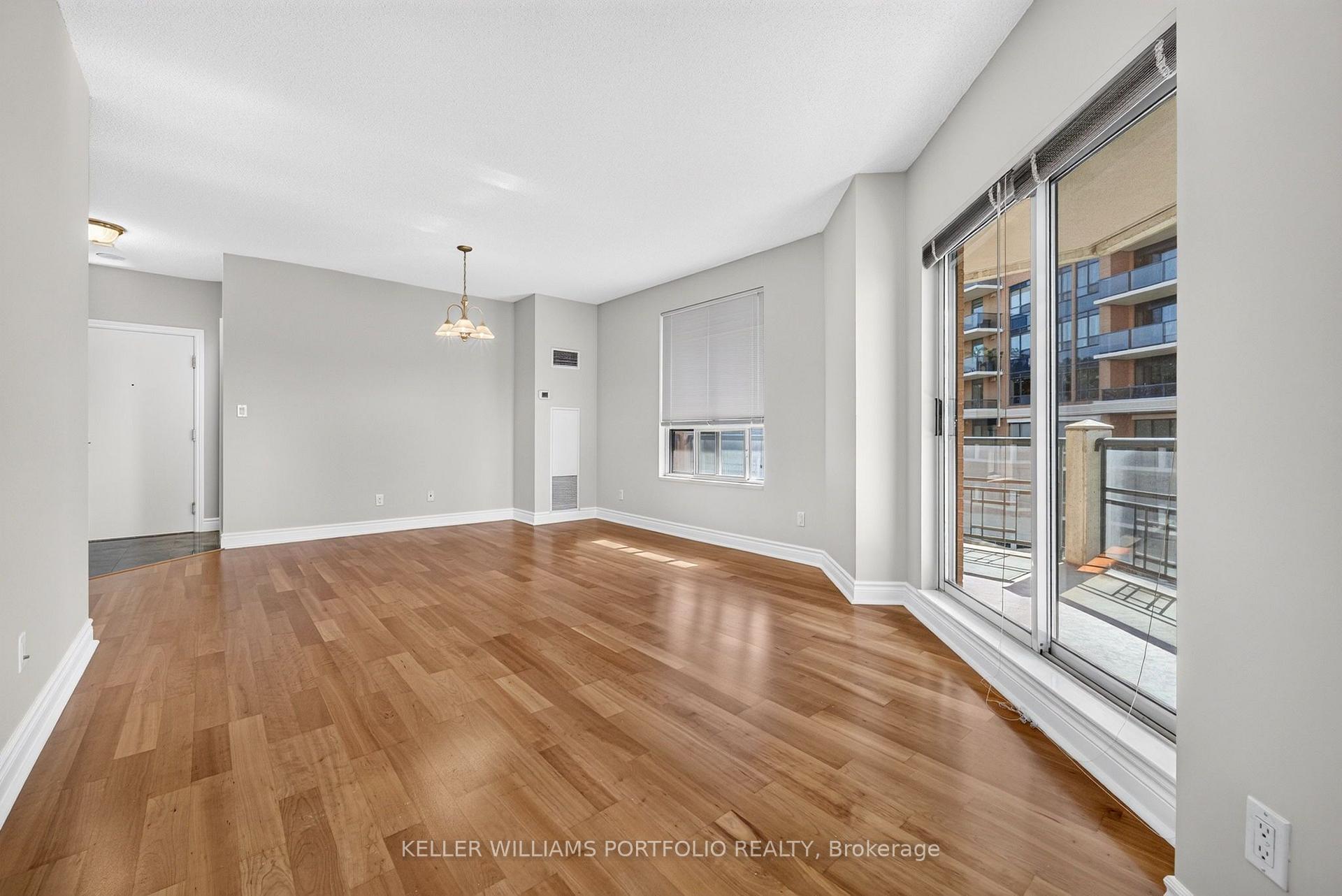 Photo 4 of Unit 509, 1 Lomond Drive, Etobicoke, Islington-City Centre West — HOMEH