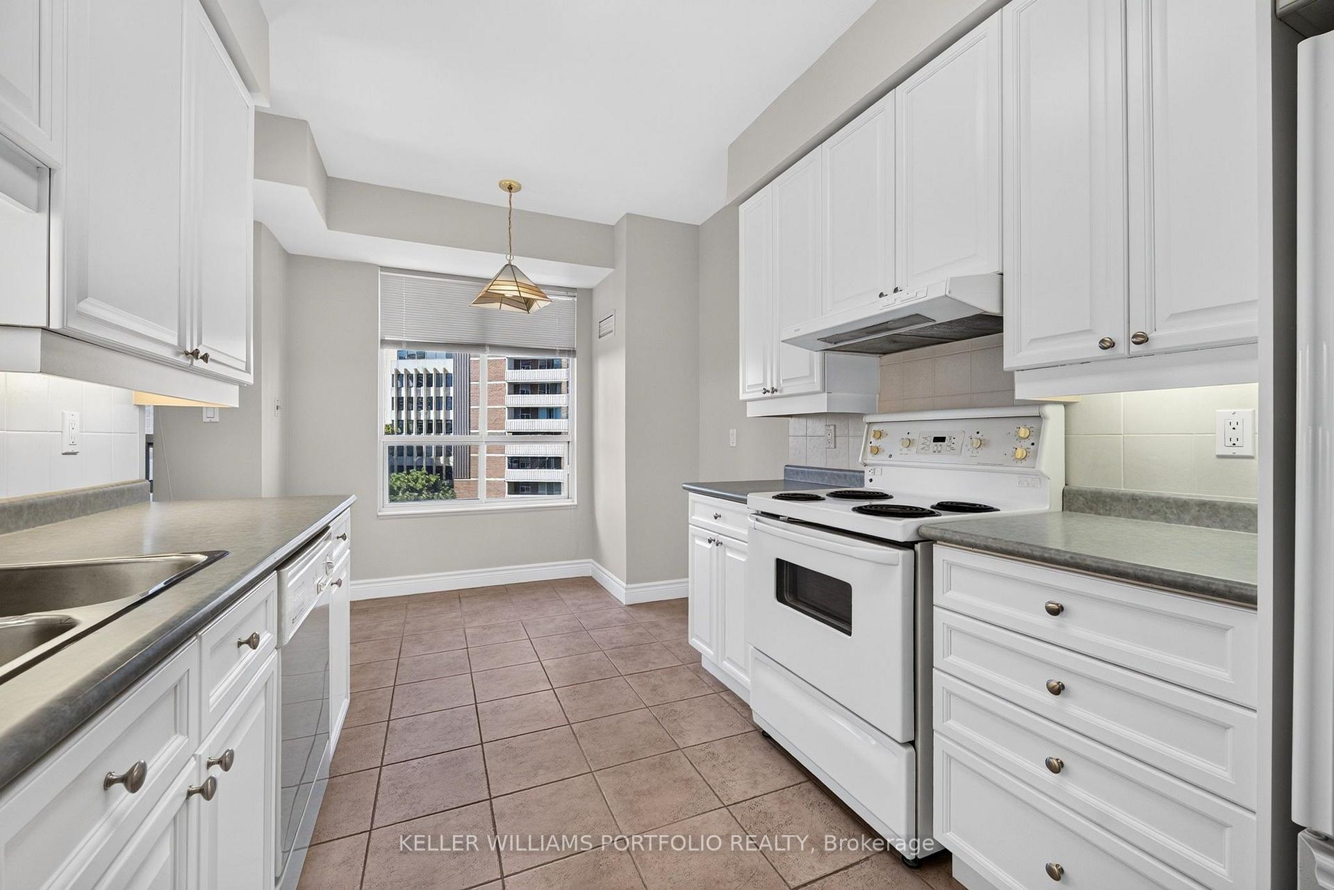 Photo 11 of Unit 509, 1 Lomond Drive, Etobicoke, Islington-City Centre West — HOMEH