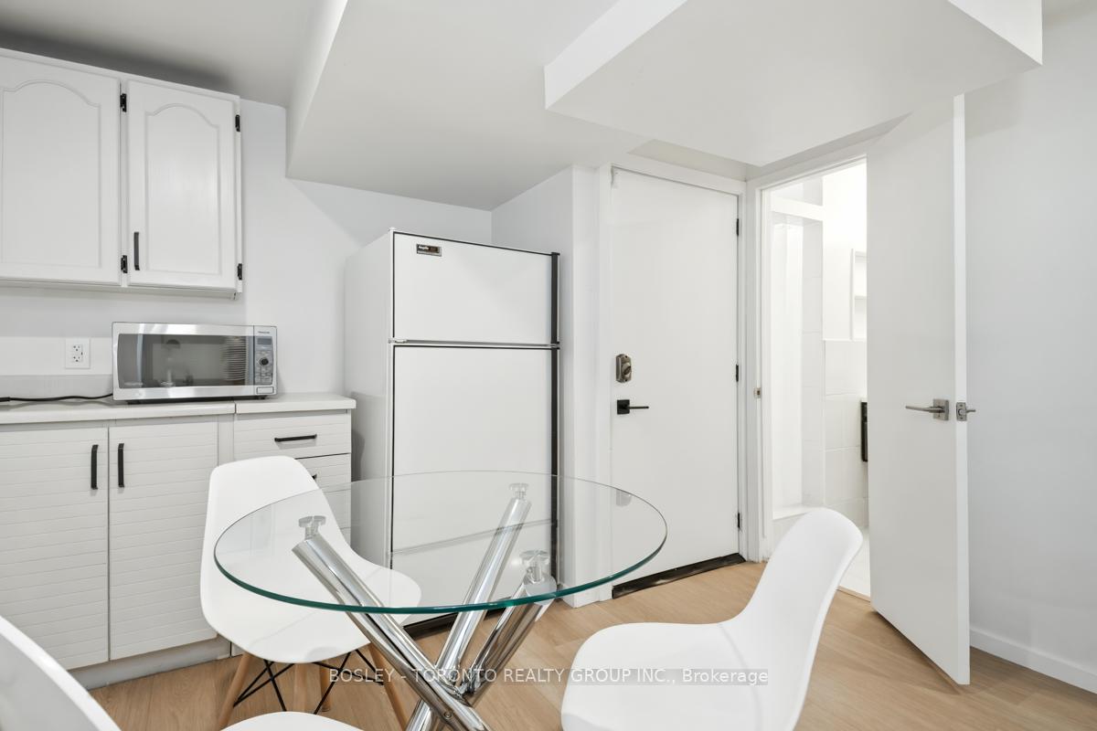 Photo 13 of Unit Lower, 146 Earlscourt Avenue, Toronto, Corso Italia-Davenport — HOMEH
