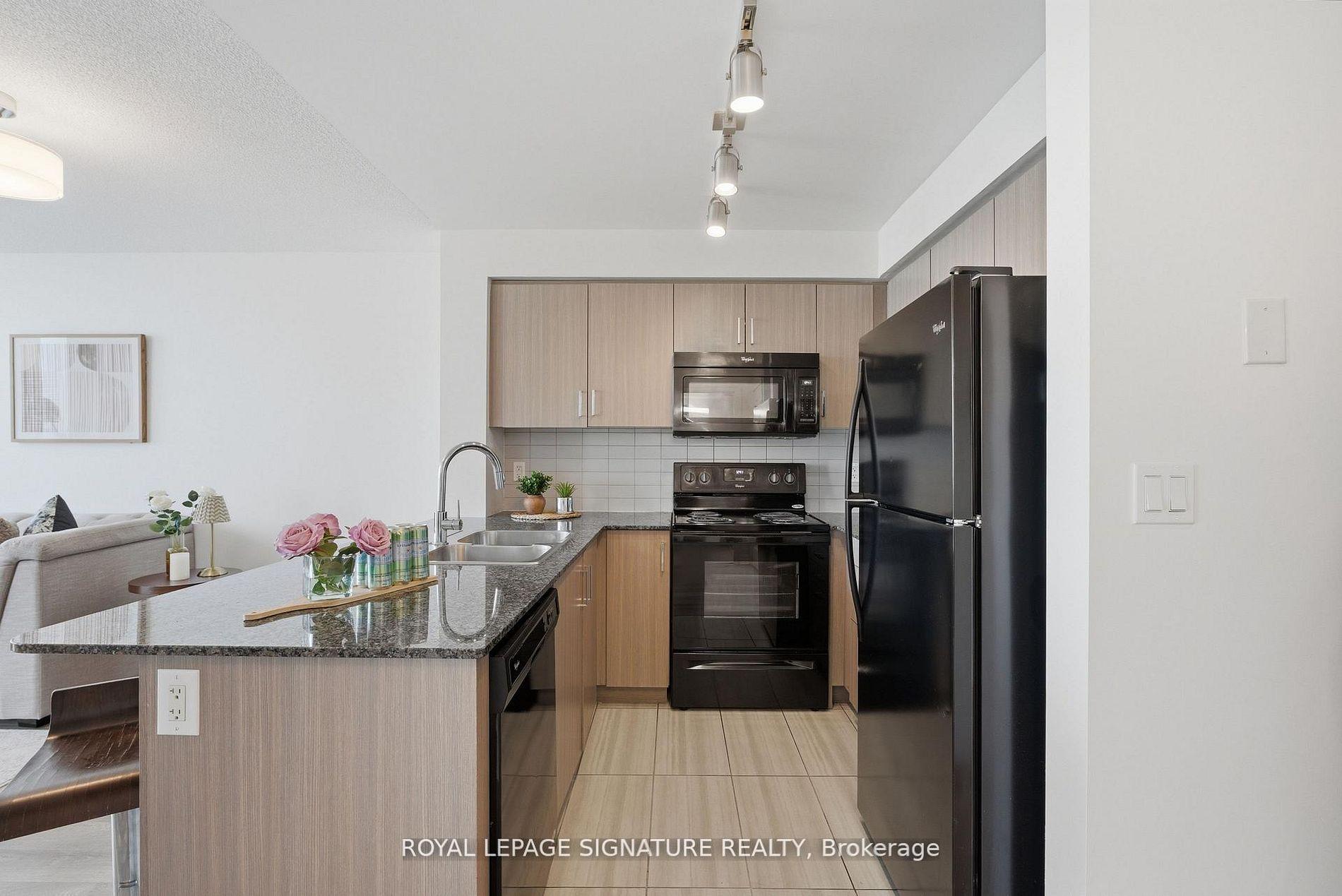 Photo 9 of Unit 1116, 80 Esther Lorrie Drive, Etobicoke, West Humber-Clairville — HOMEH