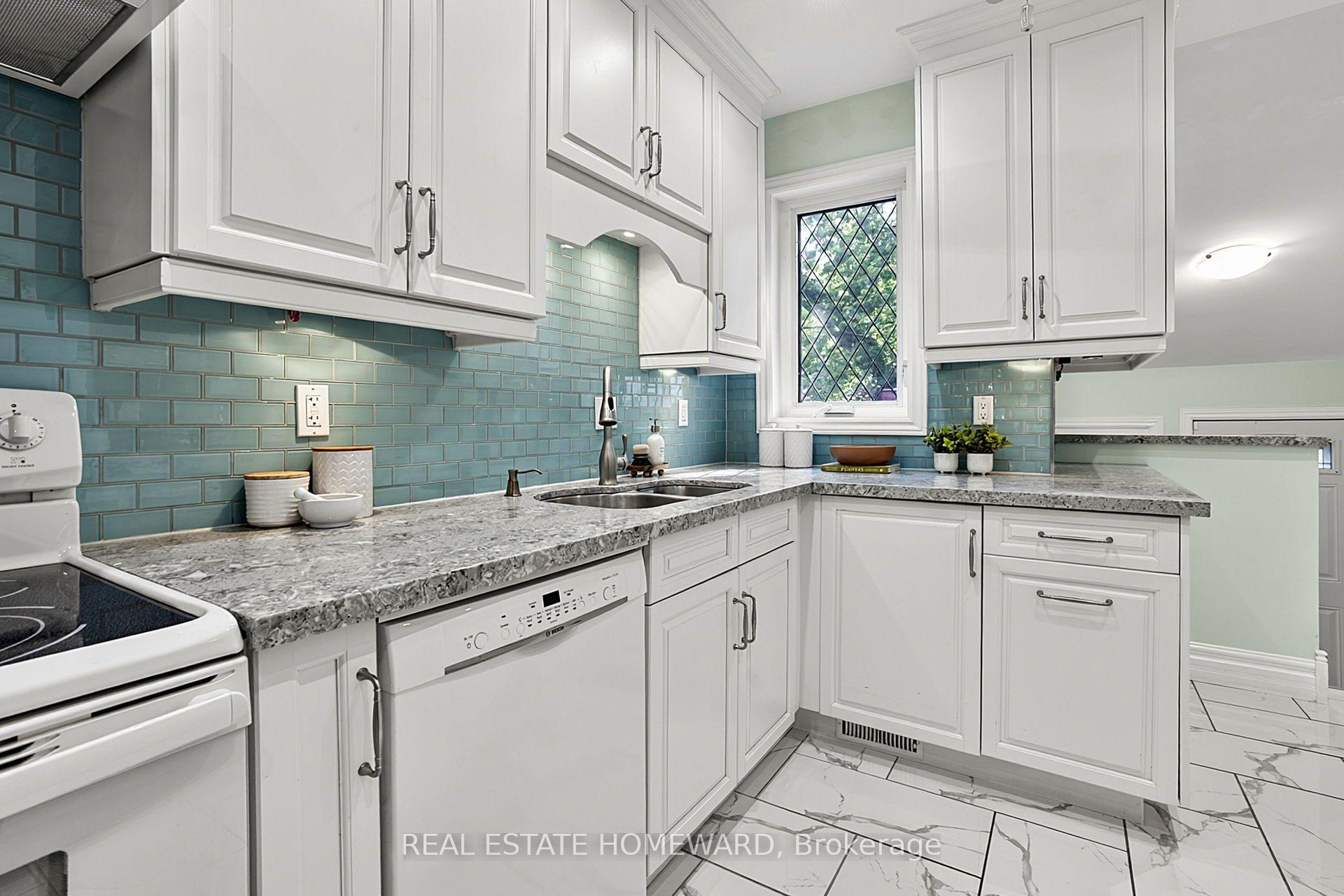 Photo 11 of 190 Rhodes Avenue, Toronto, Greenwood-Coxwell — HOMEH