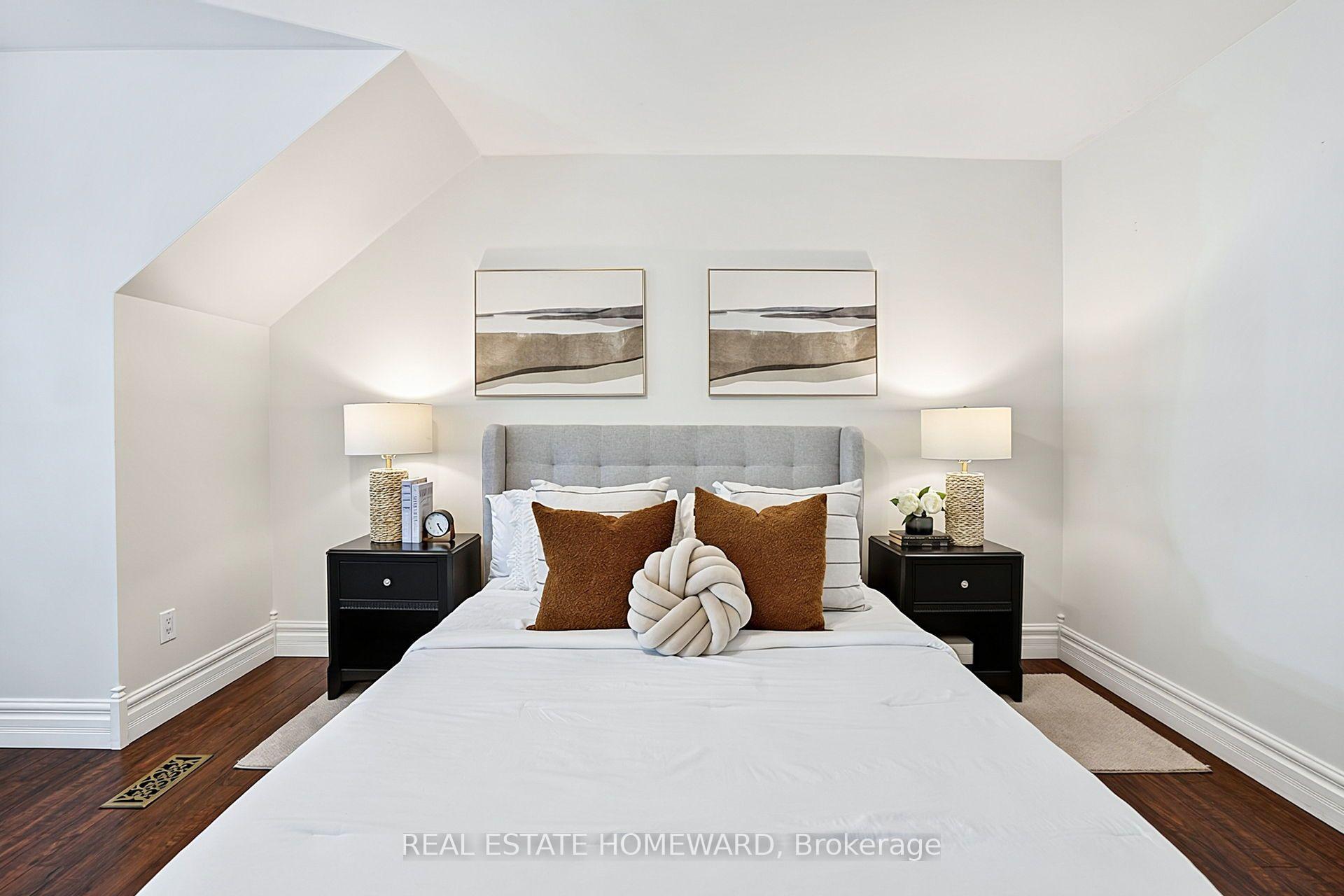 Photo 16 of 190 Rhodes Avenue, Toronto, Greenwood-Coxwell — HOMEH