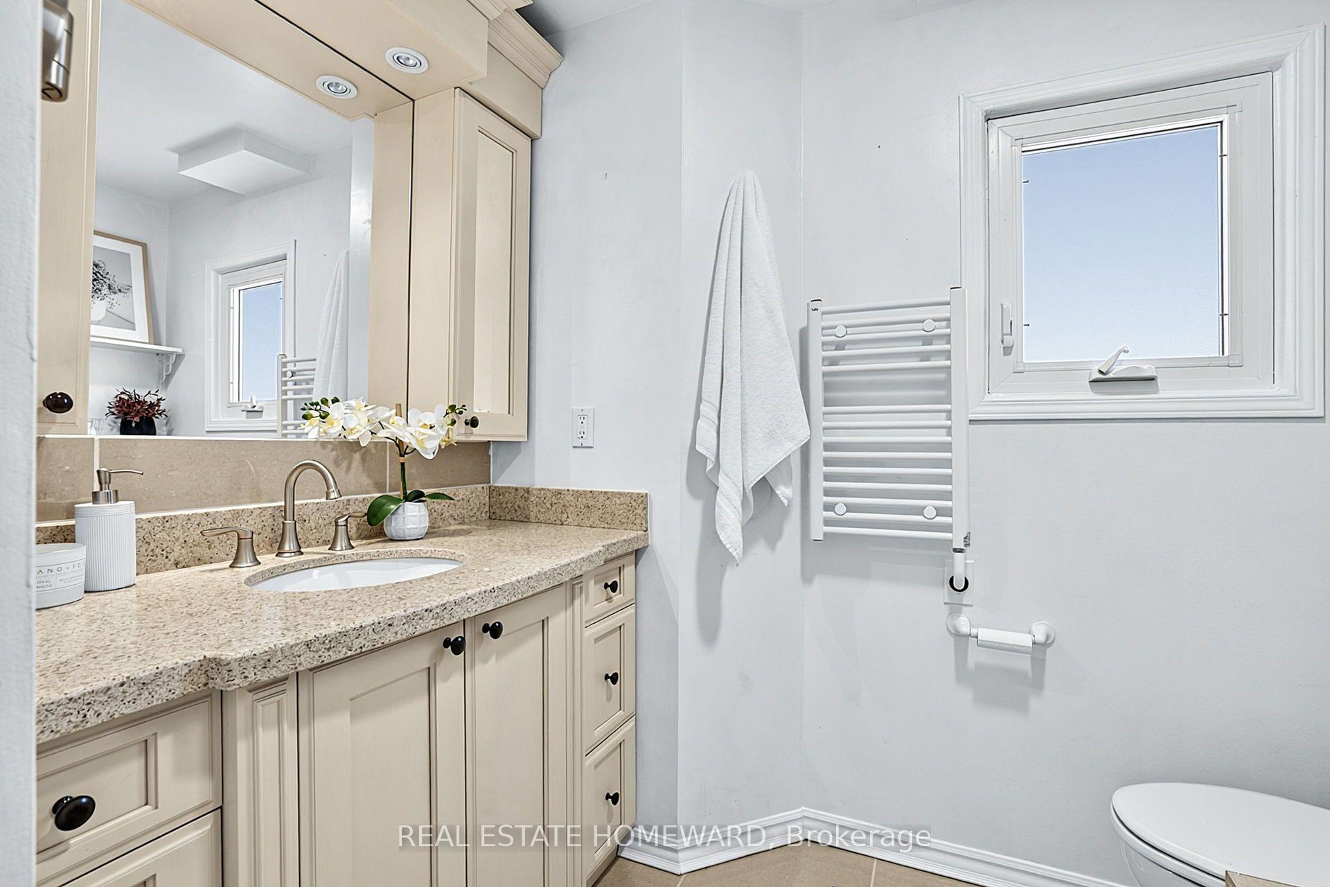 Photo 21 of 190 Rhodes Avenue, Toronto, Greenwood-Coxwell — HOMEH