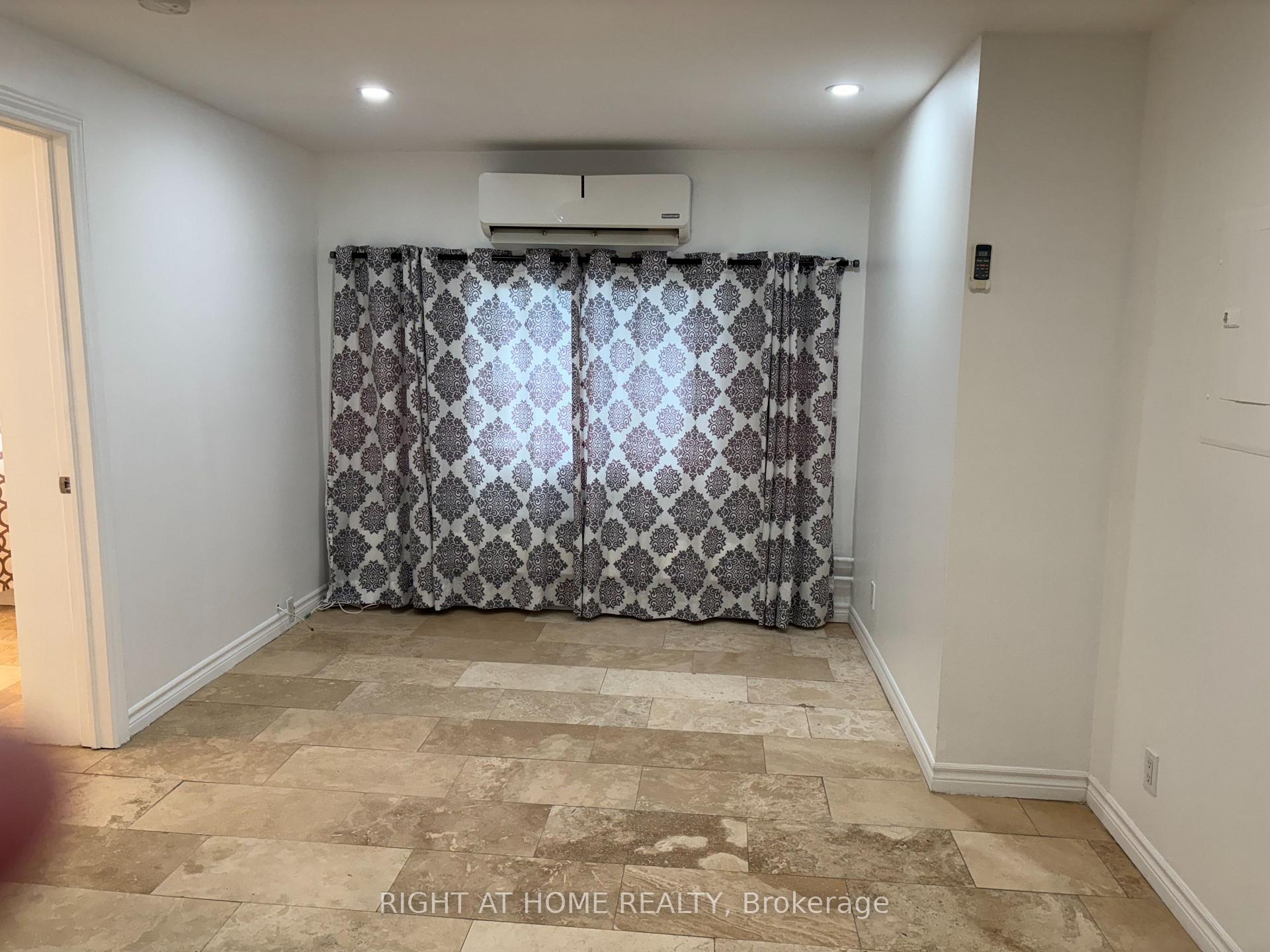 Photo 2 of Unit Unit 8, 611 Gerrard Street E, Toronto, South Riverdale — HOMEH