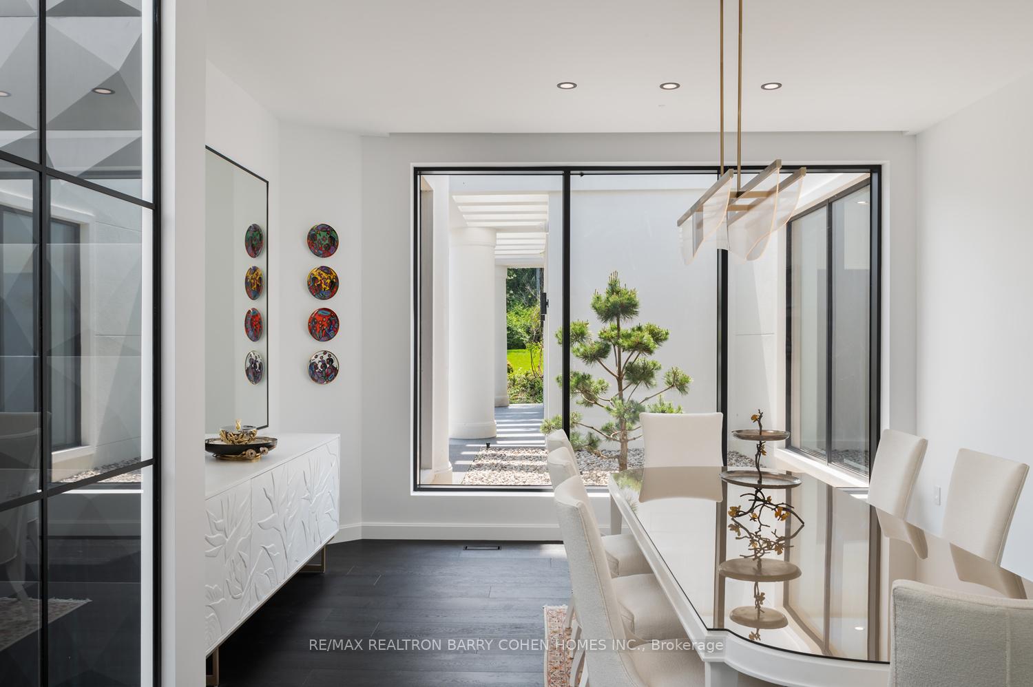 Photo 12 of 45 Park Lane Circle, North York, Bridle Path-Sunnybrook-York Mills — HOMEH