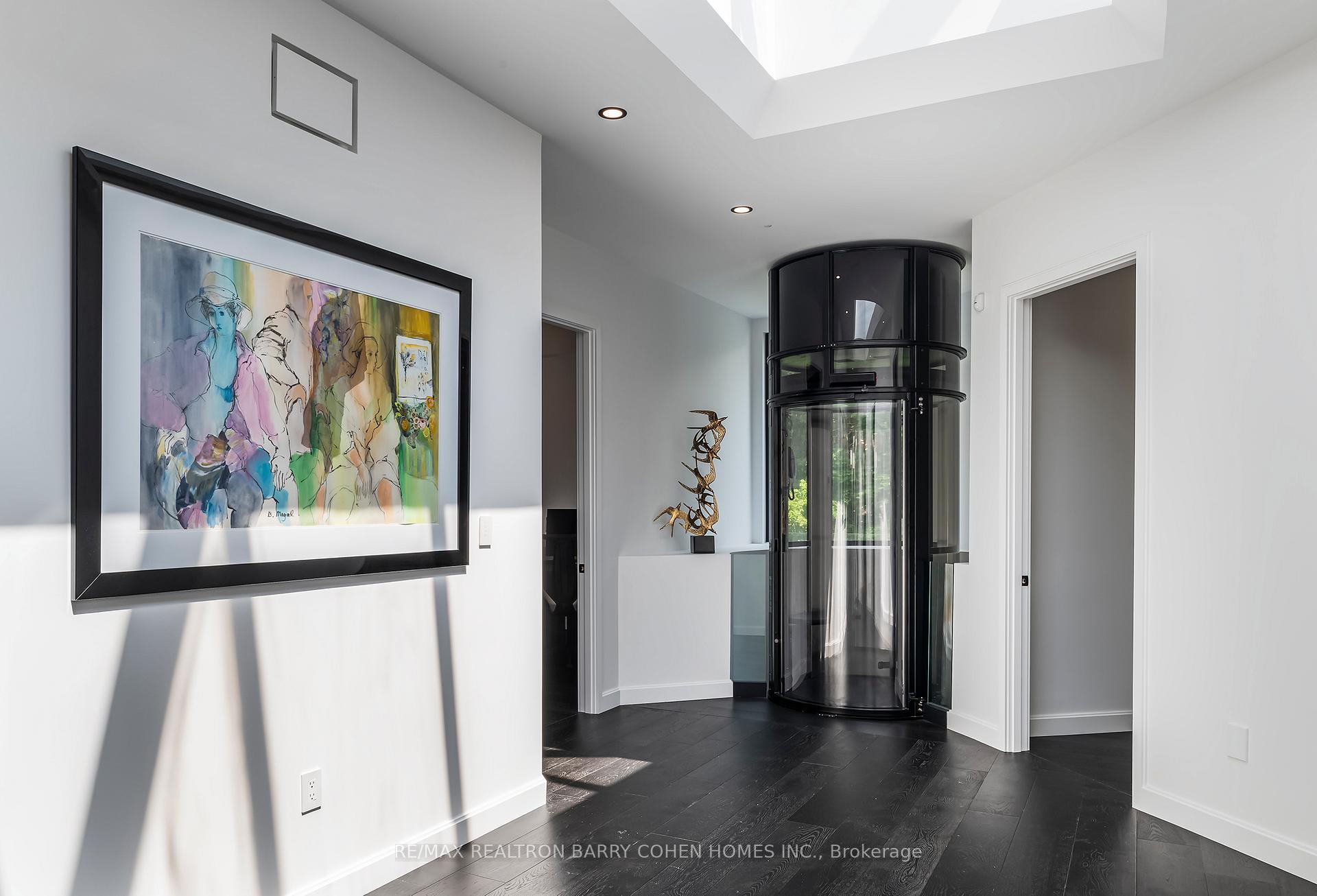Photo 21 of 45 Park Lane Circle, North York, Bridle Path-Sunnybrook-York Mills — HOMEH